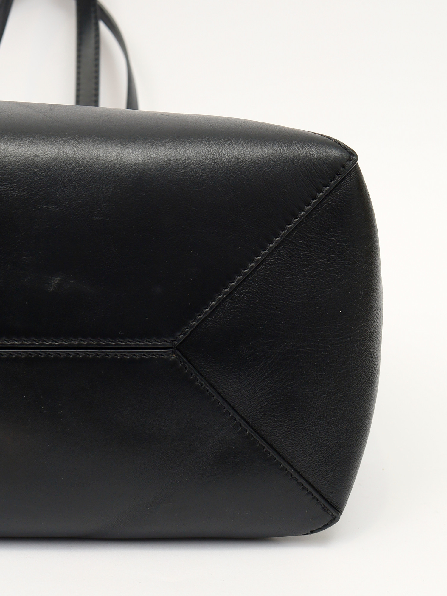 Loewe Puzzle 8