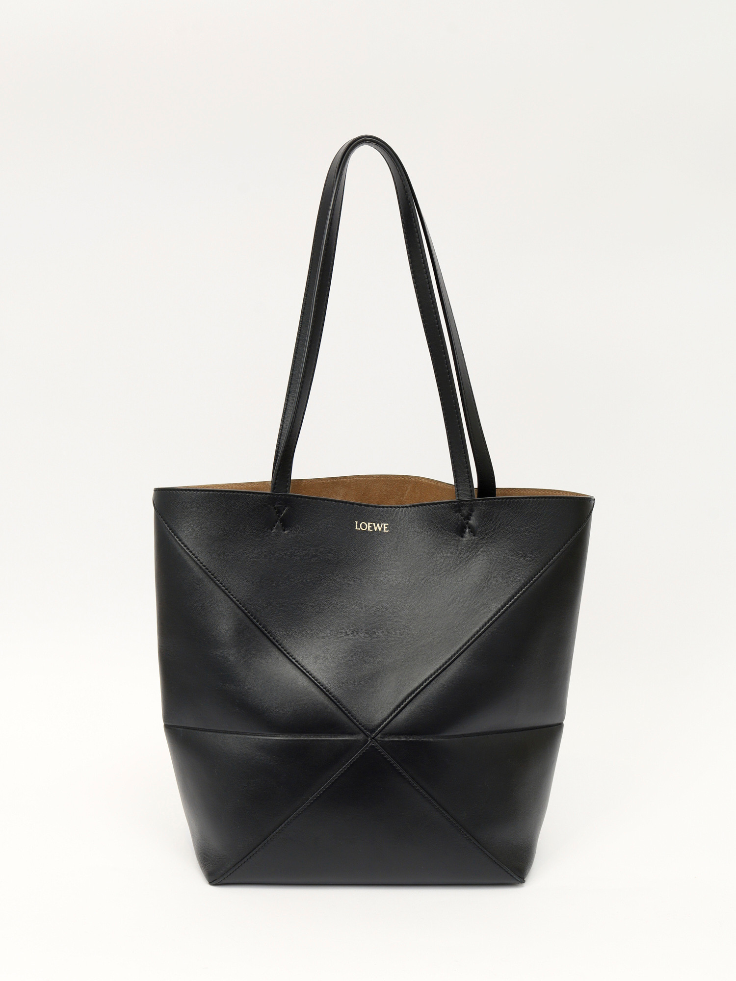 Loewe Puzzle 0