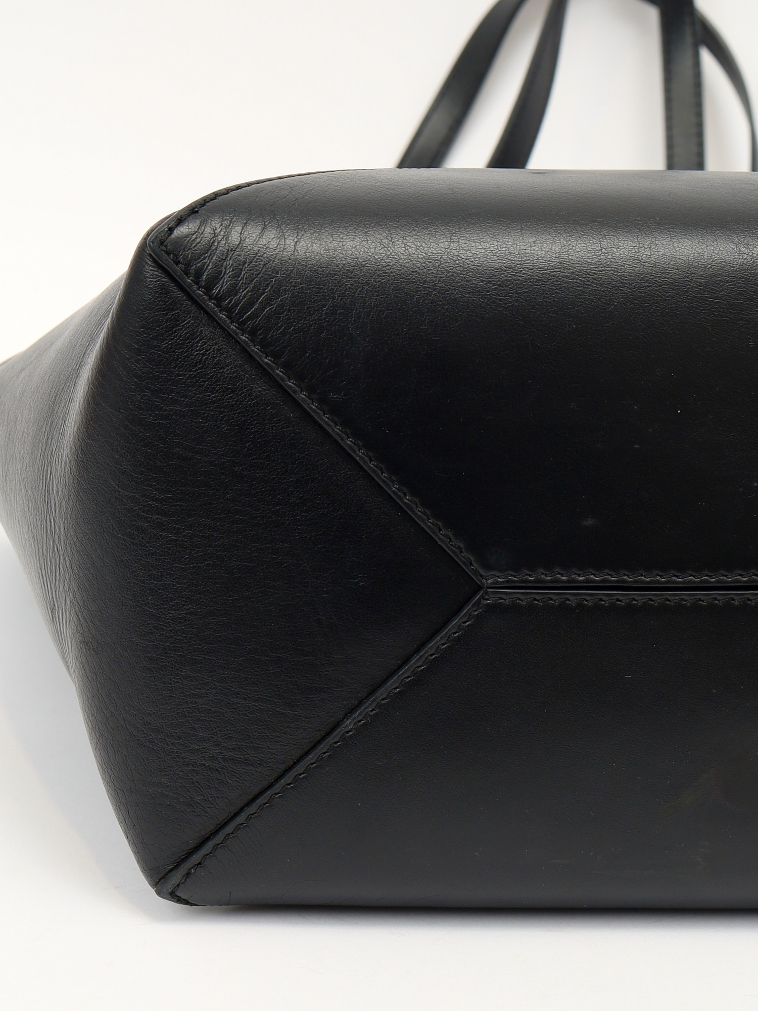 Loewe Puzzle 7