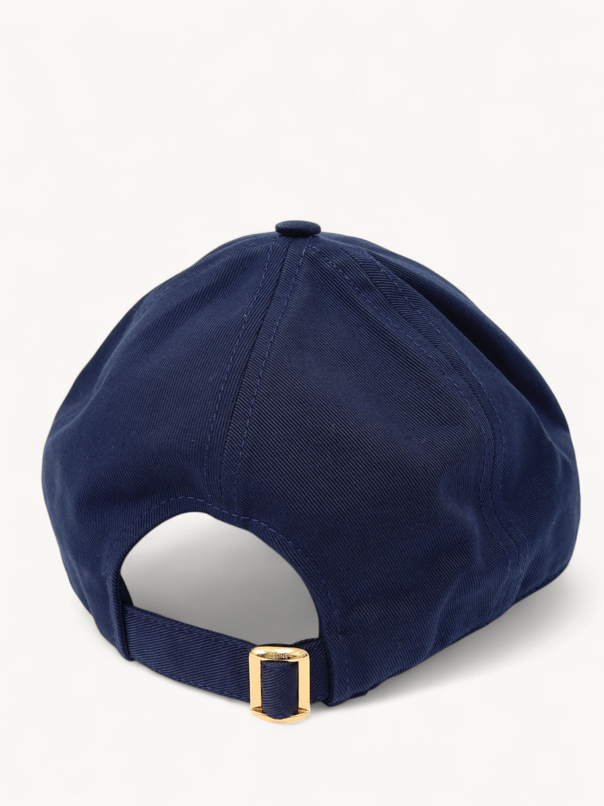 Celine Cap 4