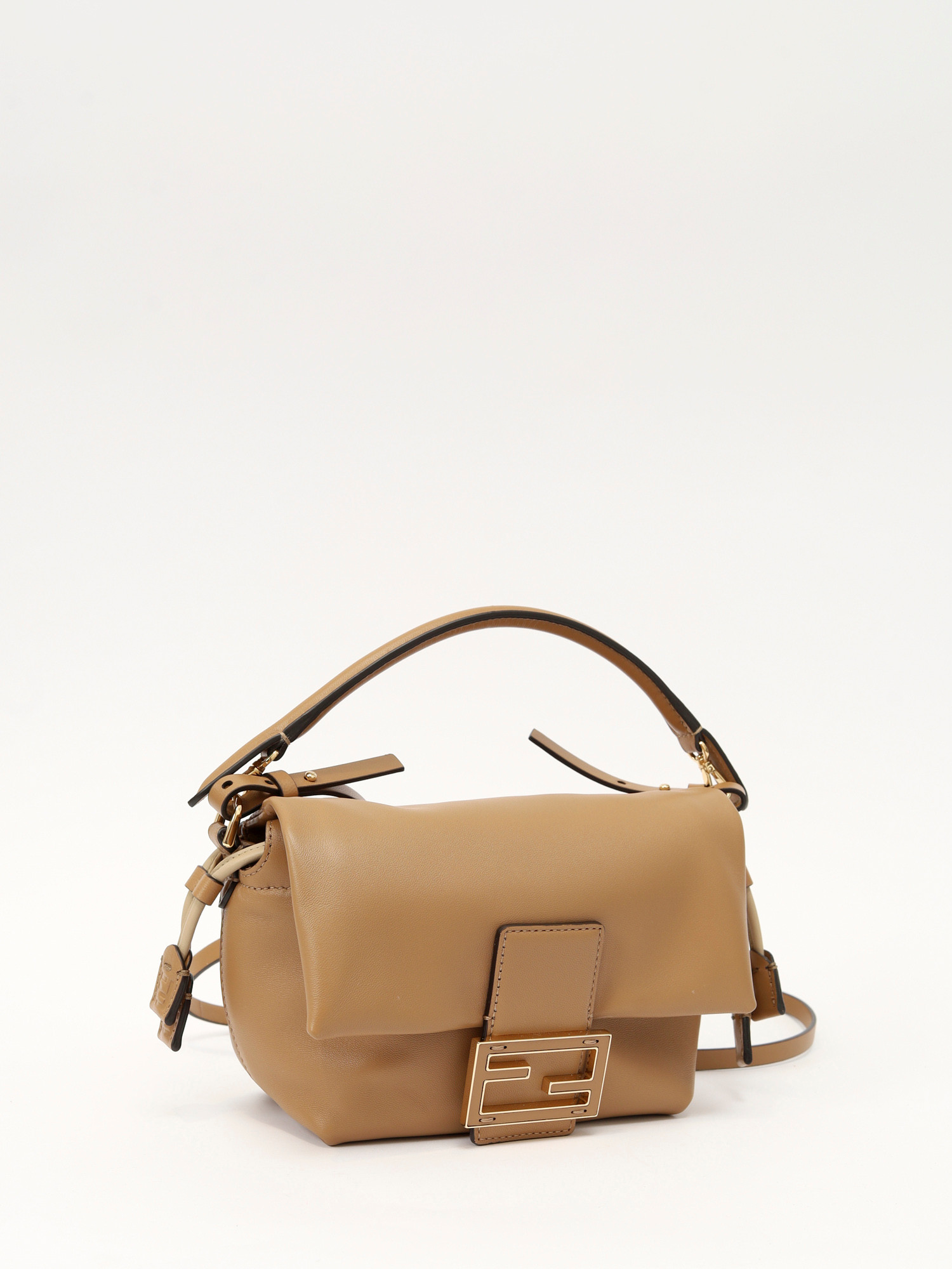 Fendi Mamma Baguette  2