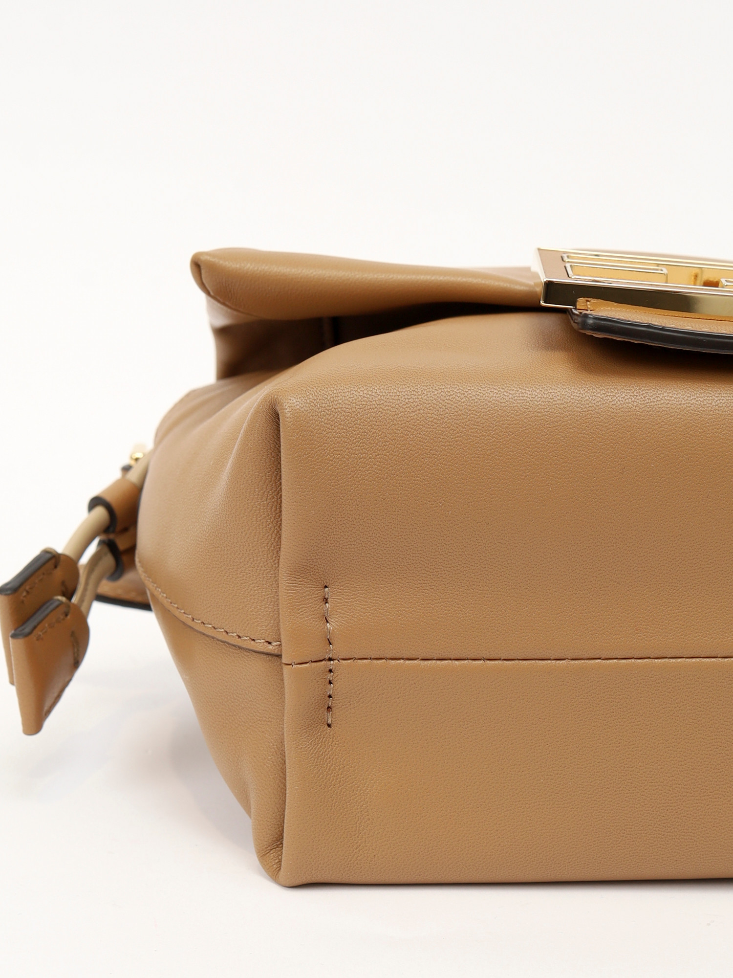 Fendi Mamma Baguette  8