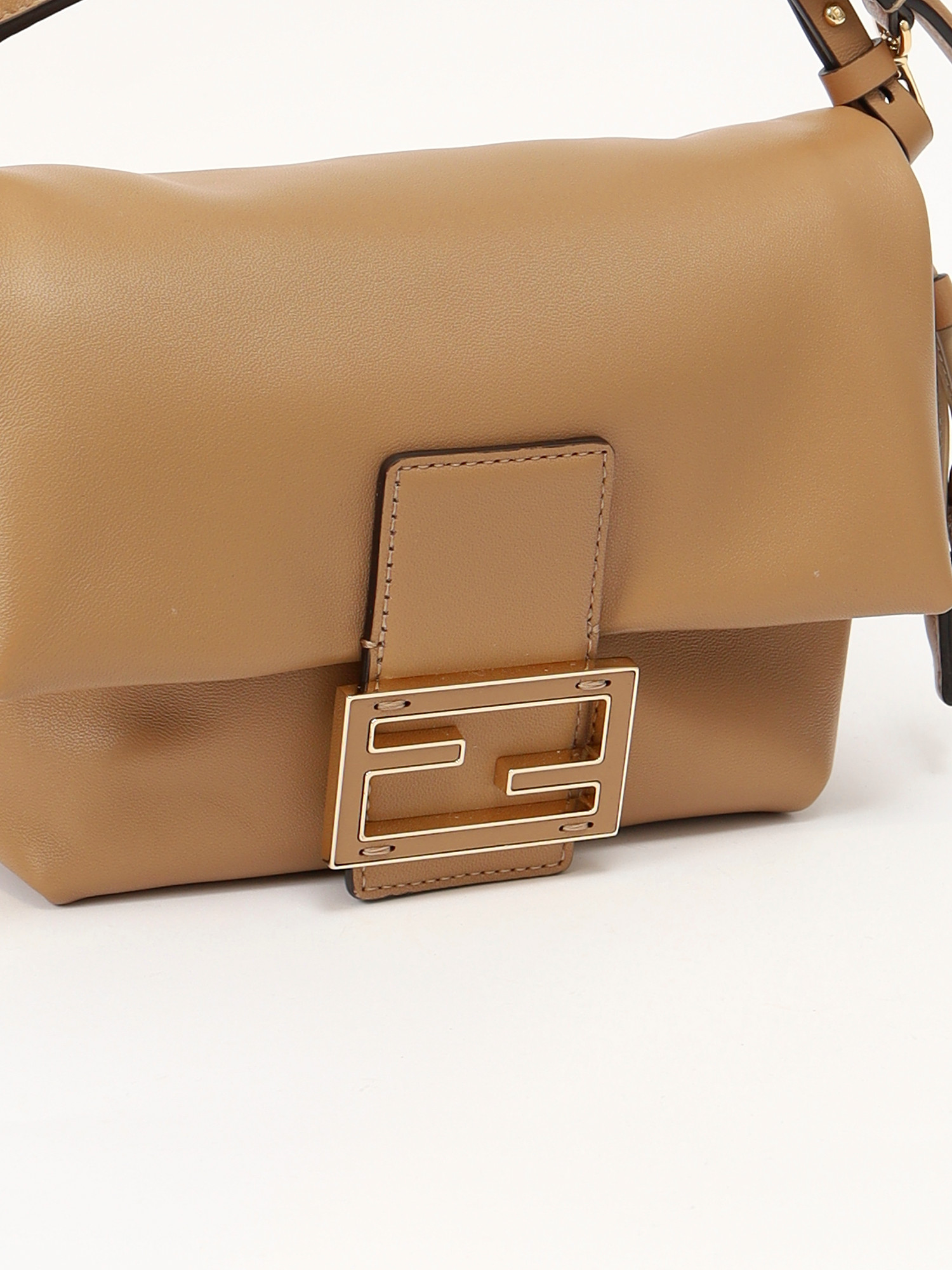 Fendi Mamma Baguette  5