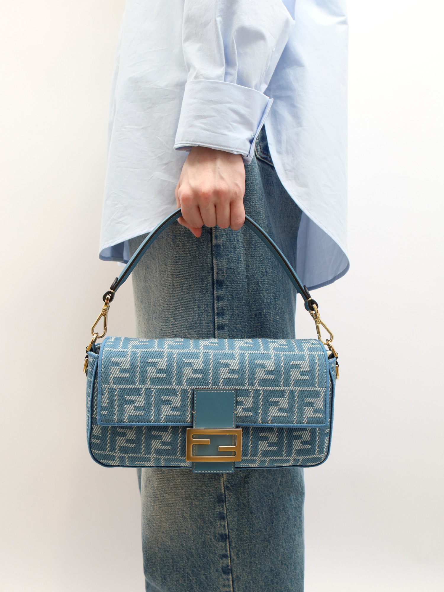 Fendi Baguette  1