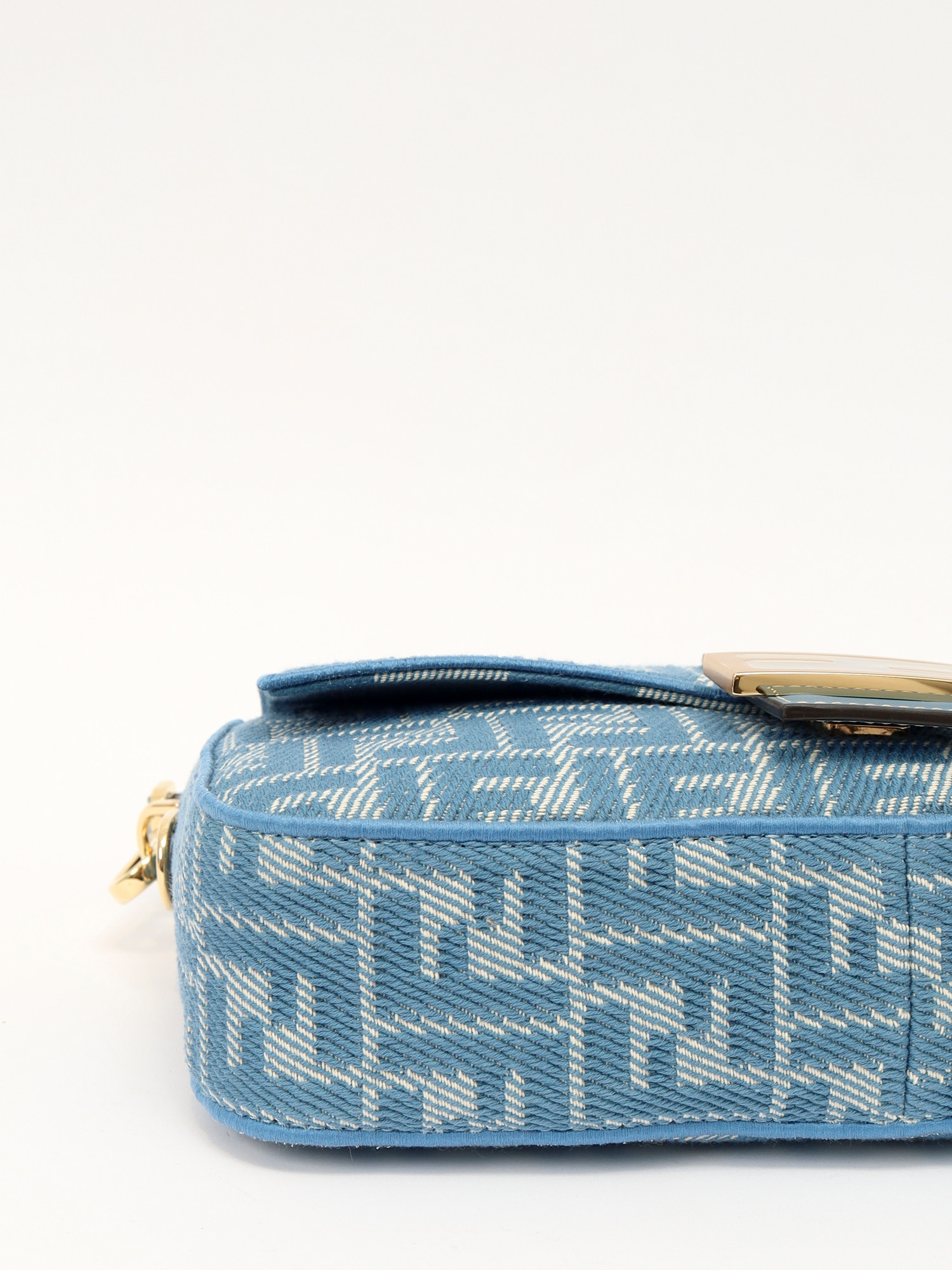 Fendi Baguette  8