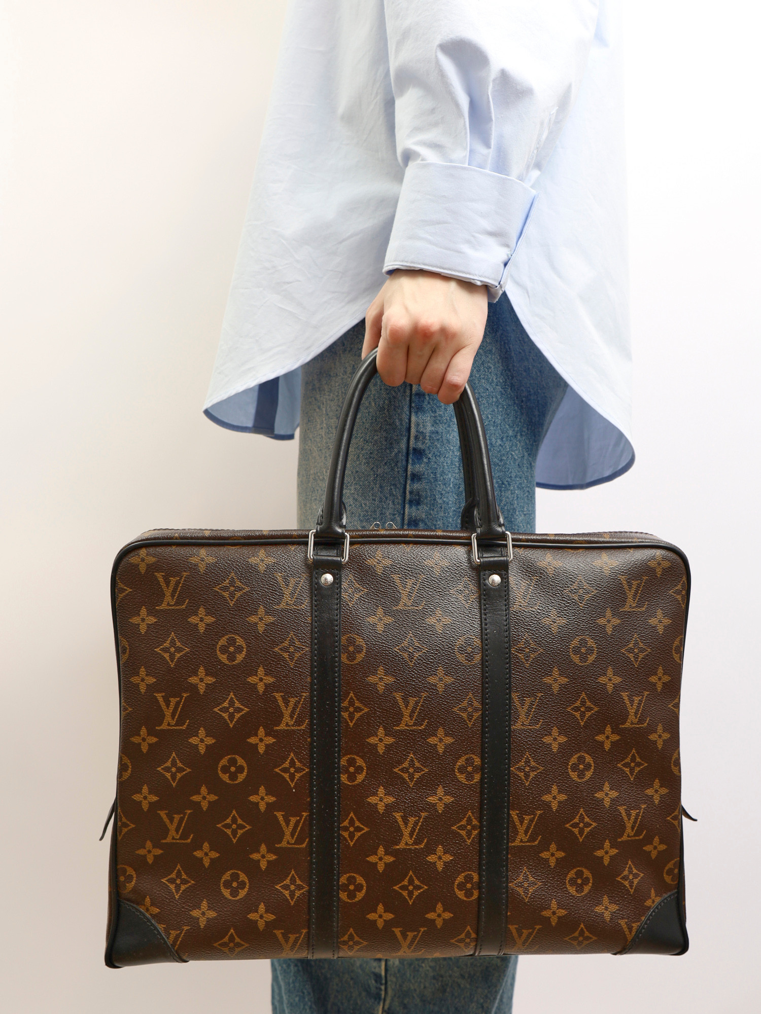 Louis Vuitton Porte Documents Voyage 1