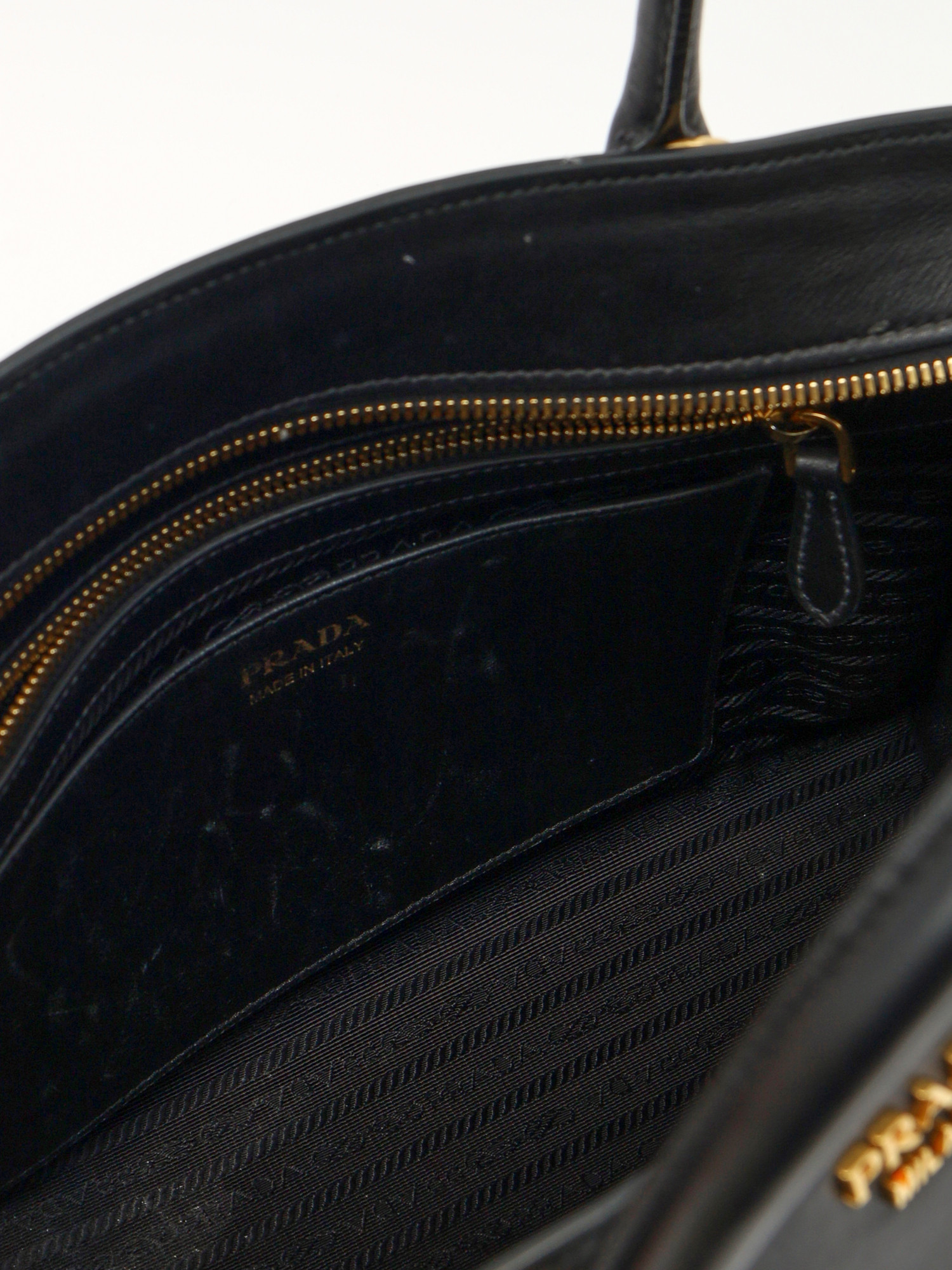 Prada Esplanade 13