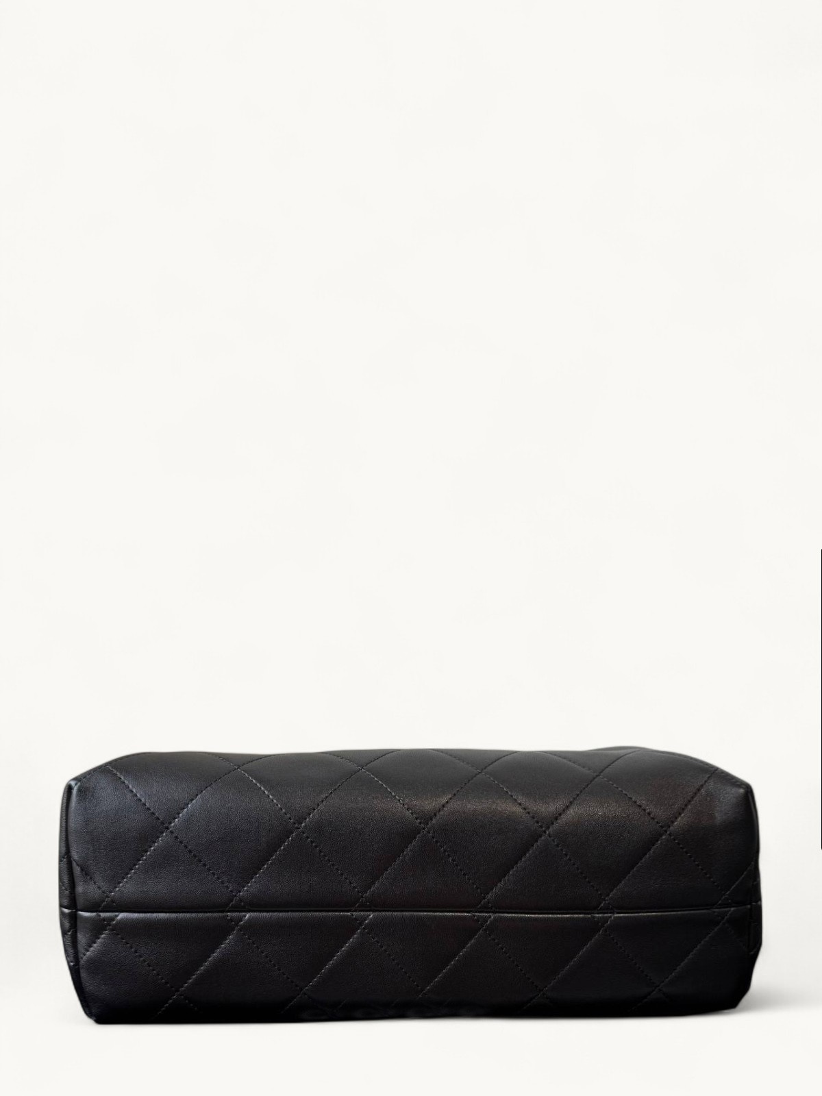 Chanel Shopping 2