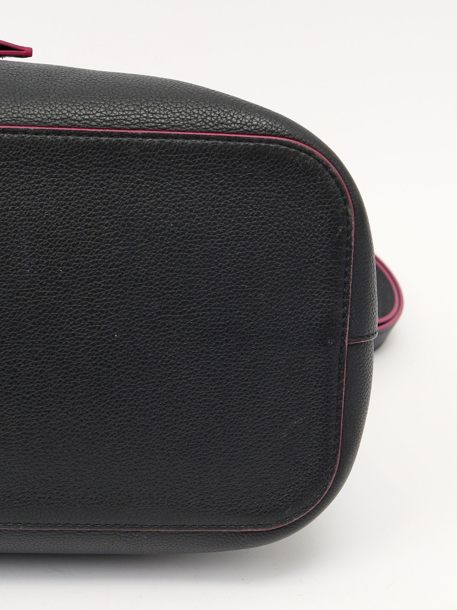 Louis Vuitton Lockme 9