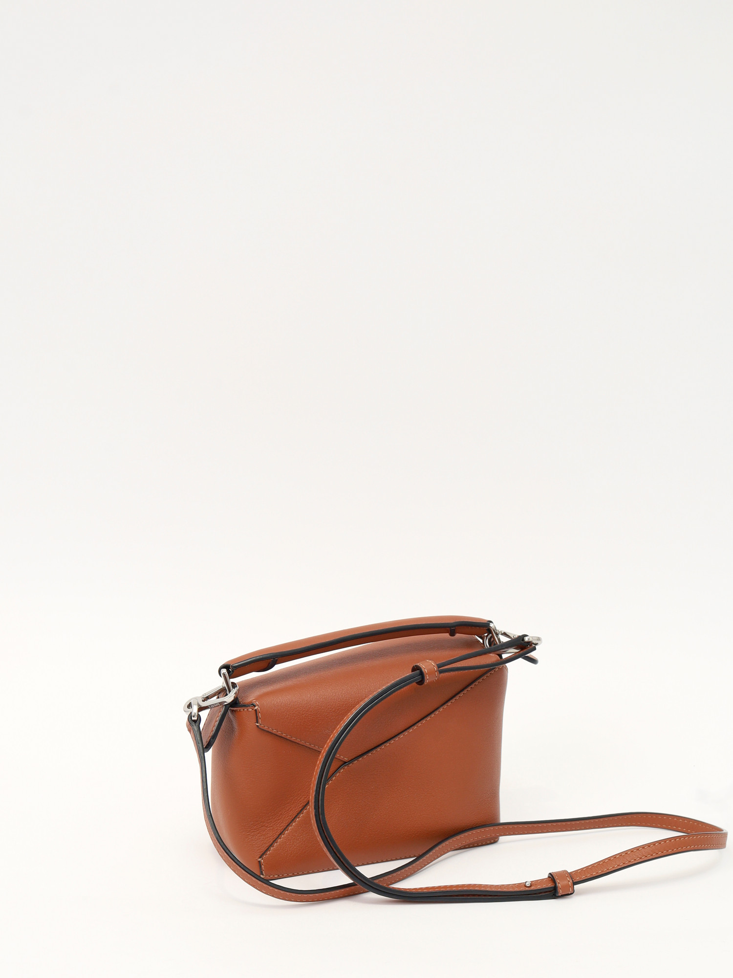 Loewe Puzzle  3