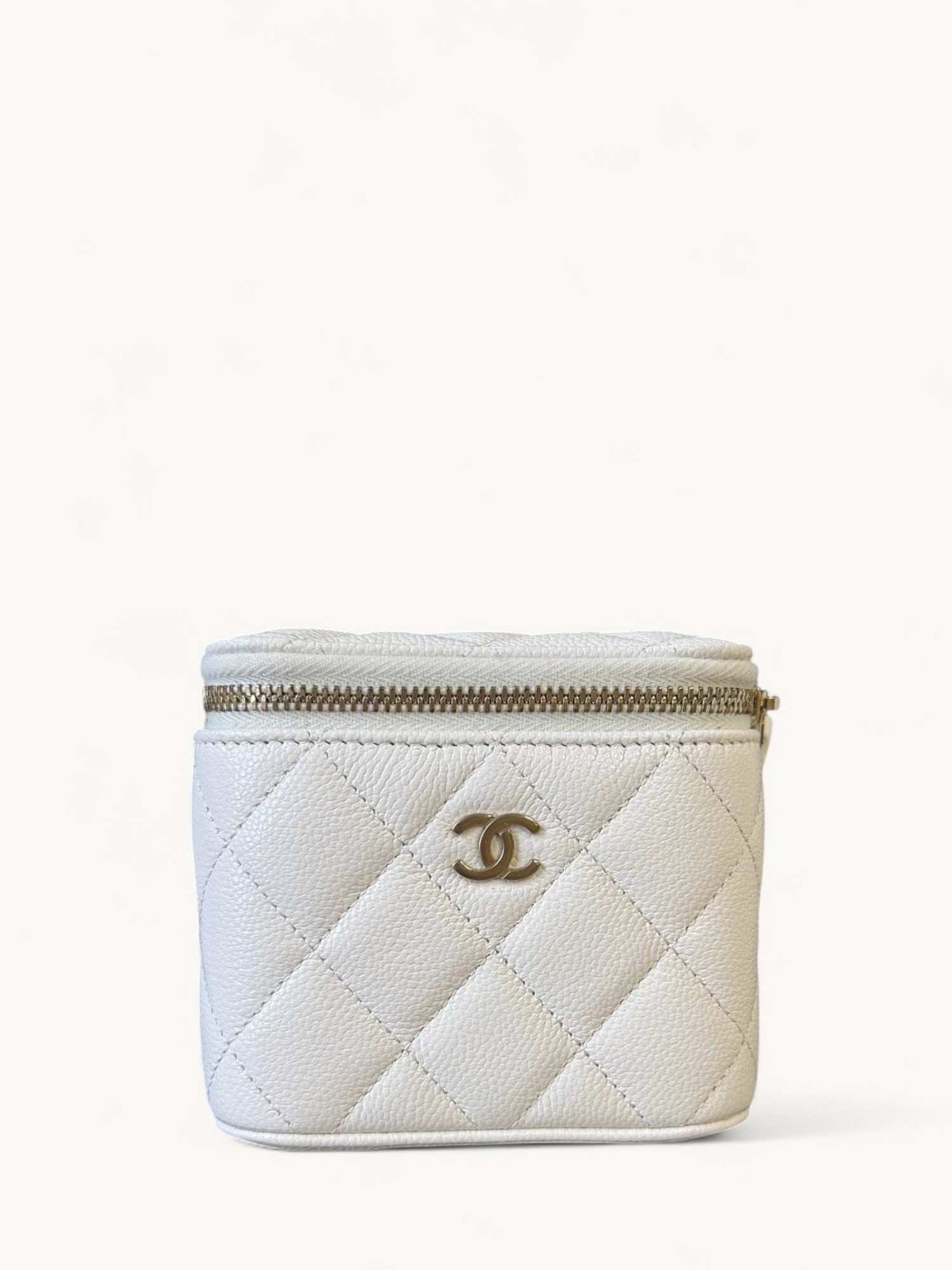 Chanel Vanity  0