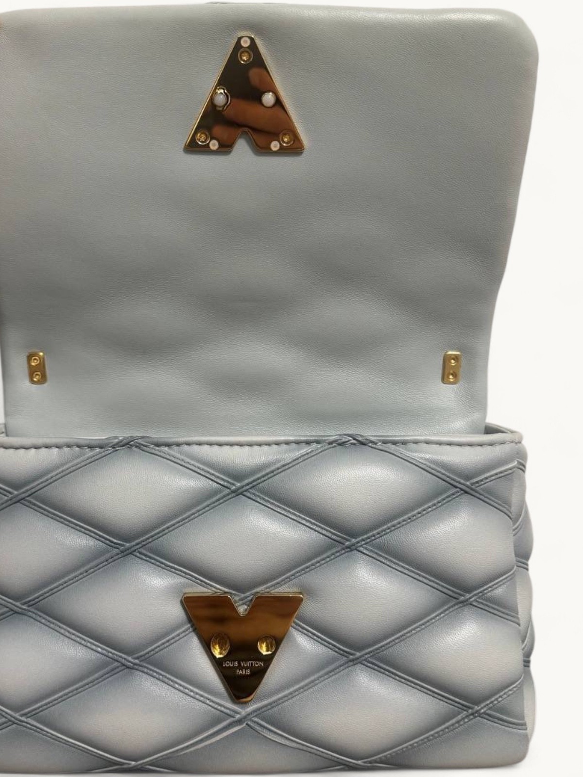Louis Vuitton GO-14 9