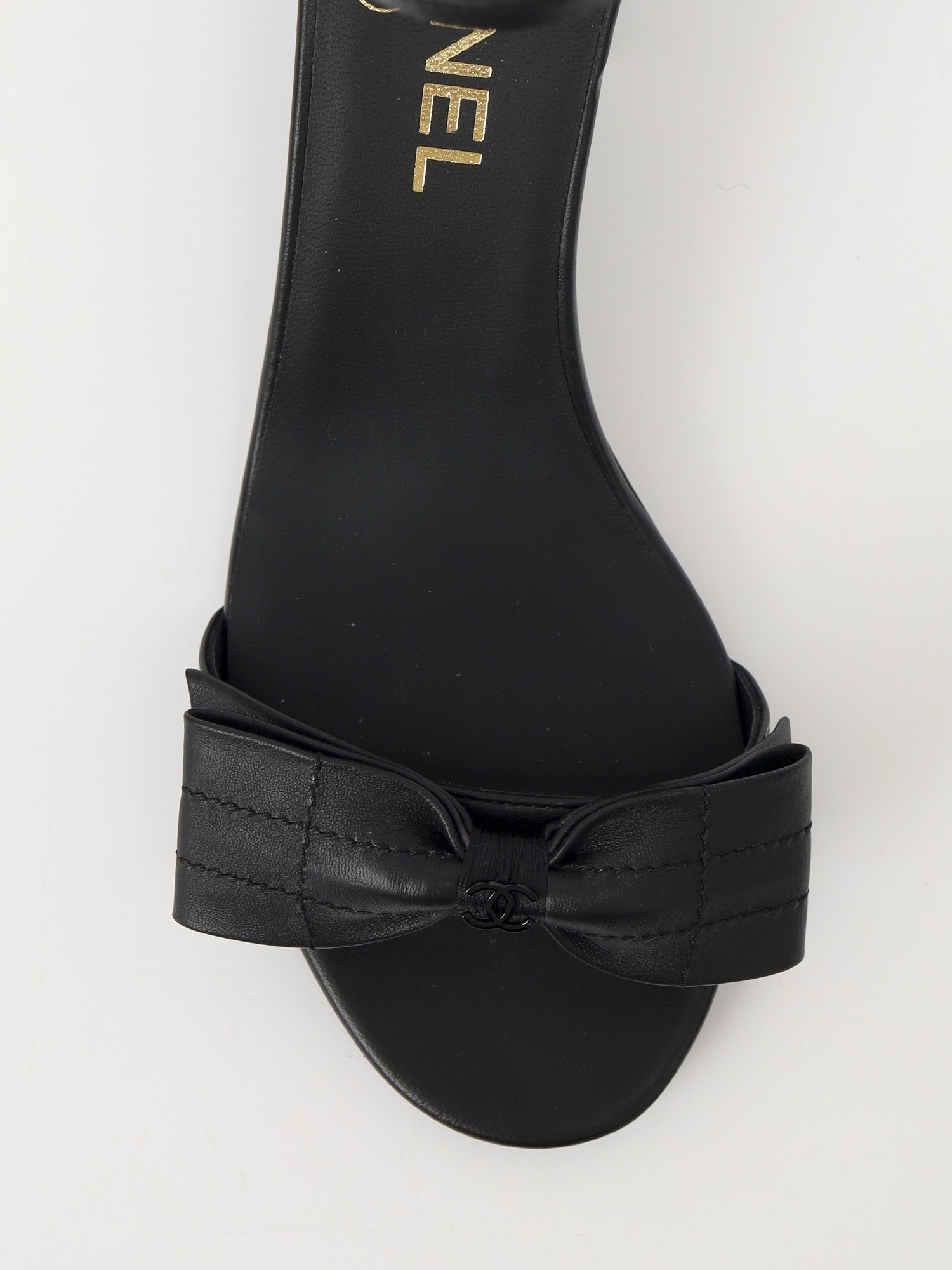 Chanel Shoes 37 5