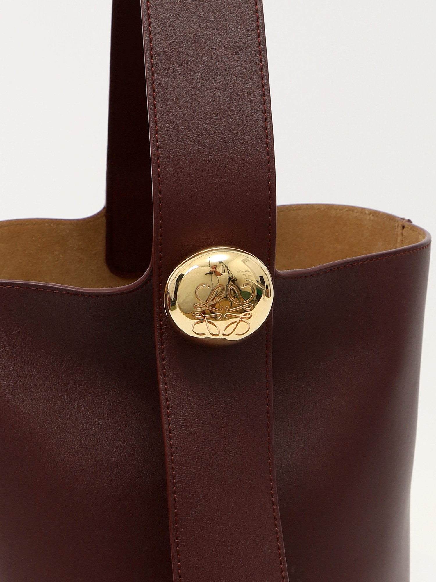 Loewe Pebble  4