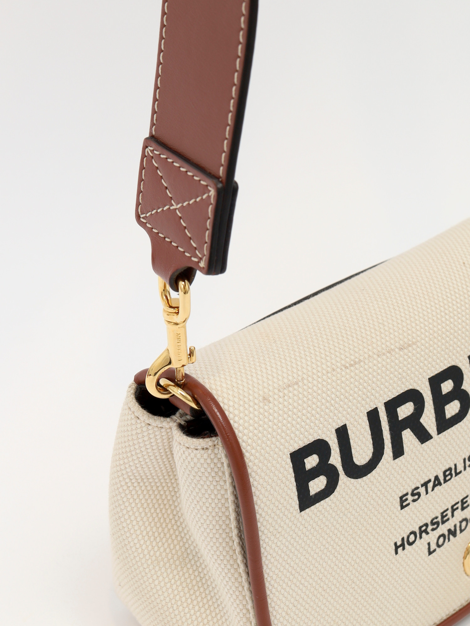 Burberry Horseferry  6
