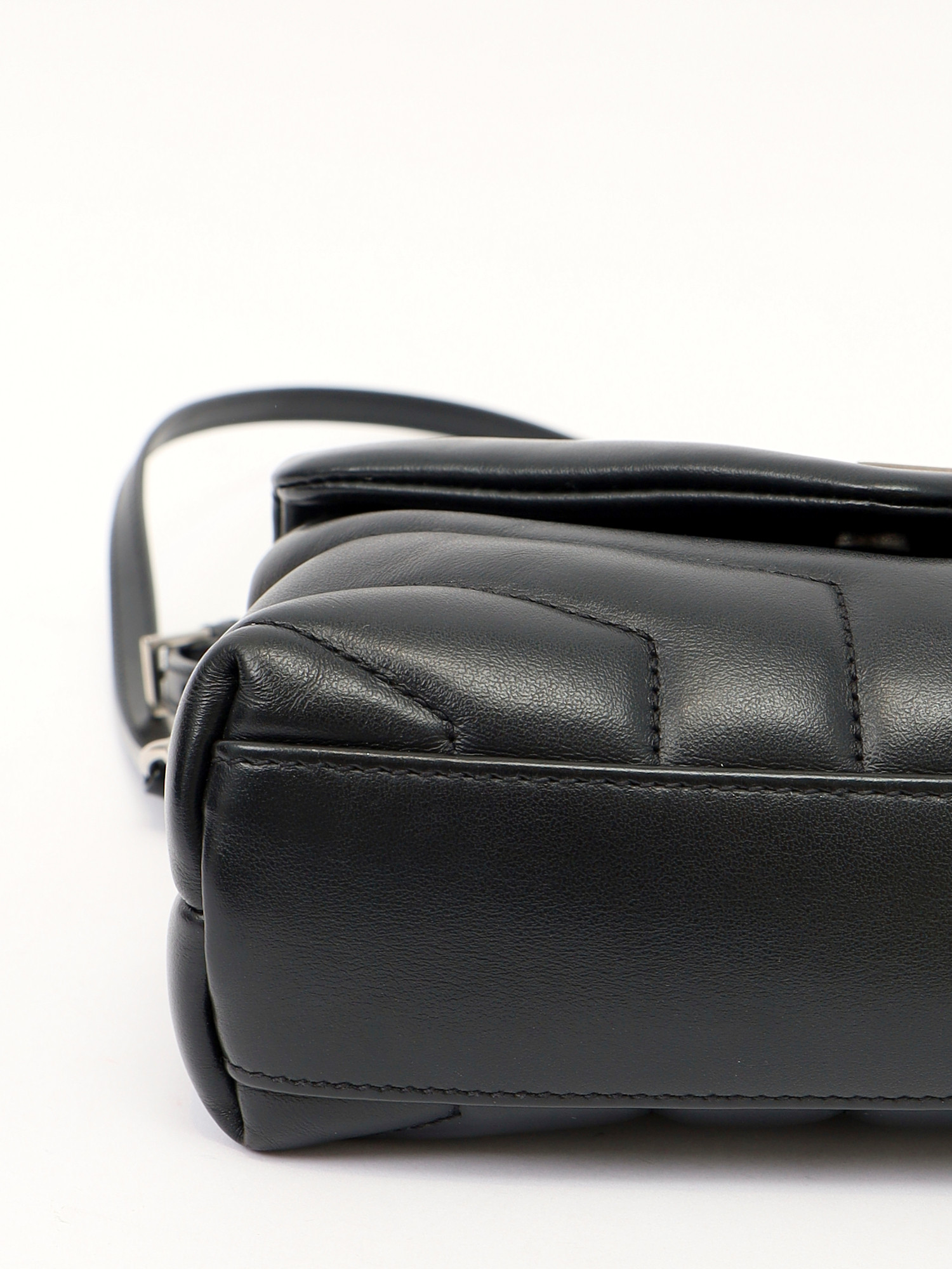 Saint Laurent Loulou  9