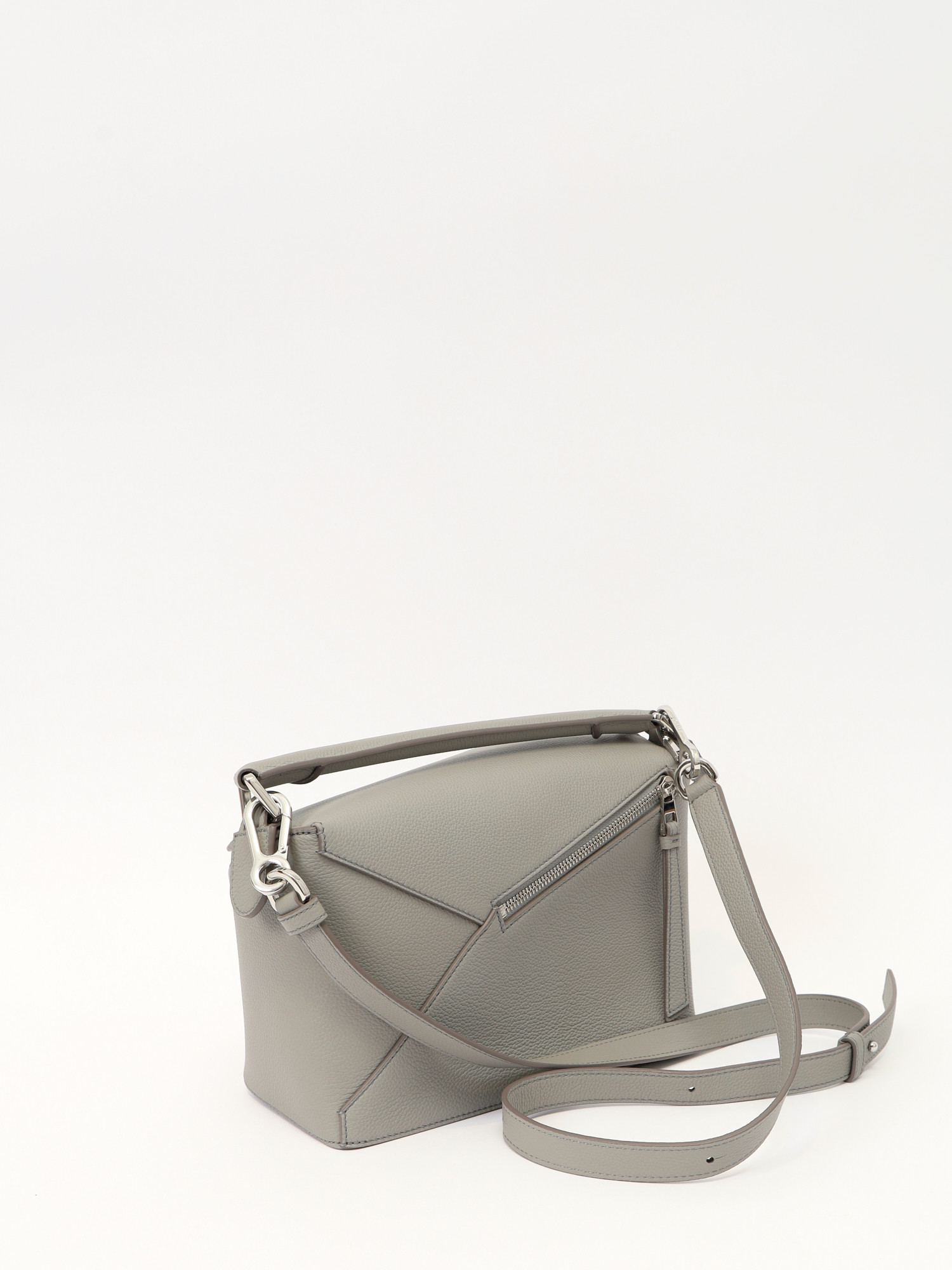 Loewe Puzzle  3