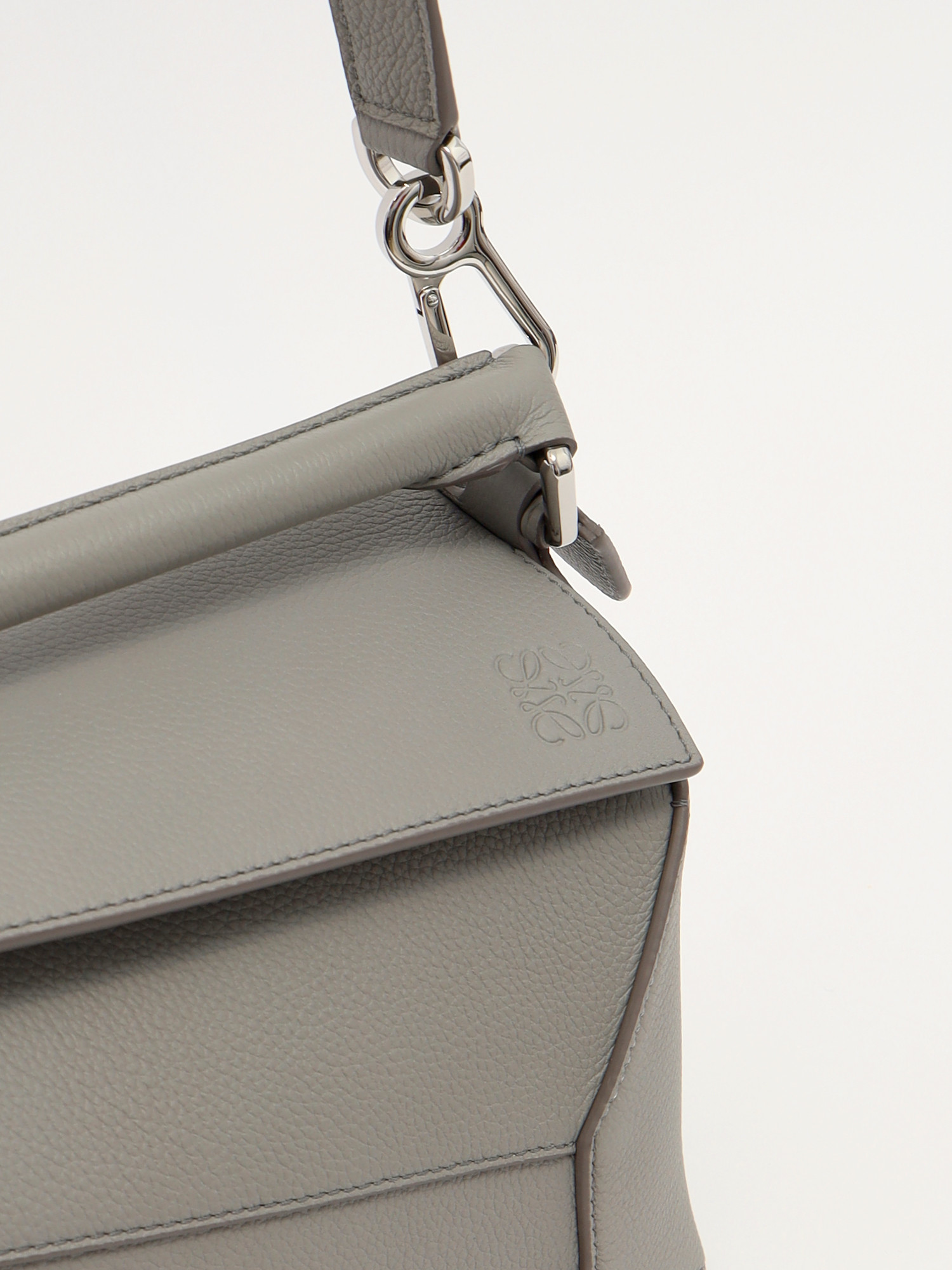 Loewe Puzzle  5