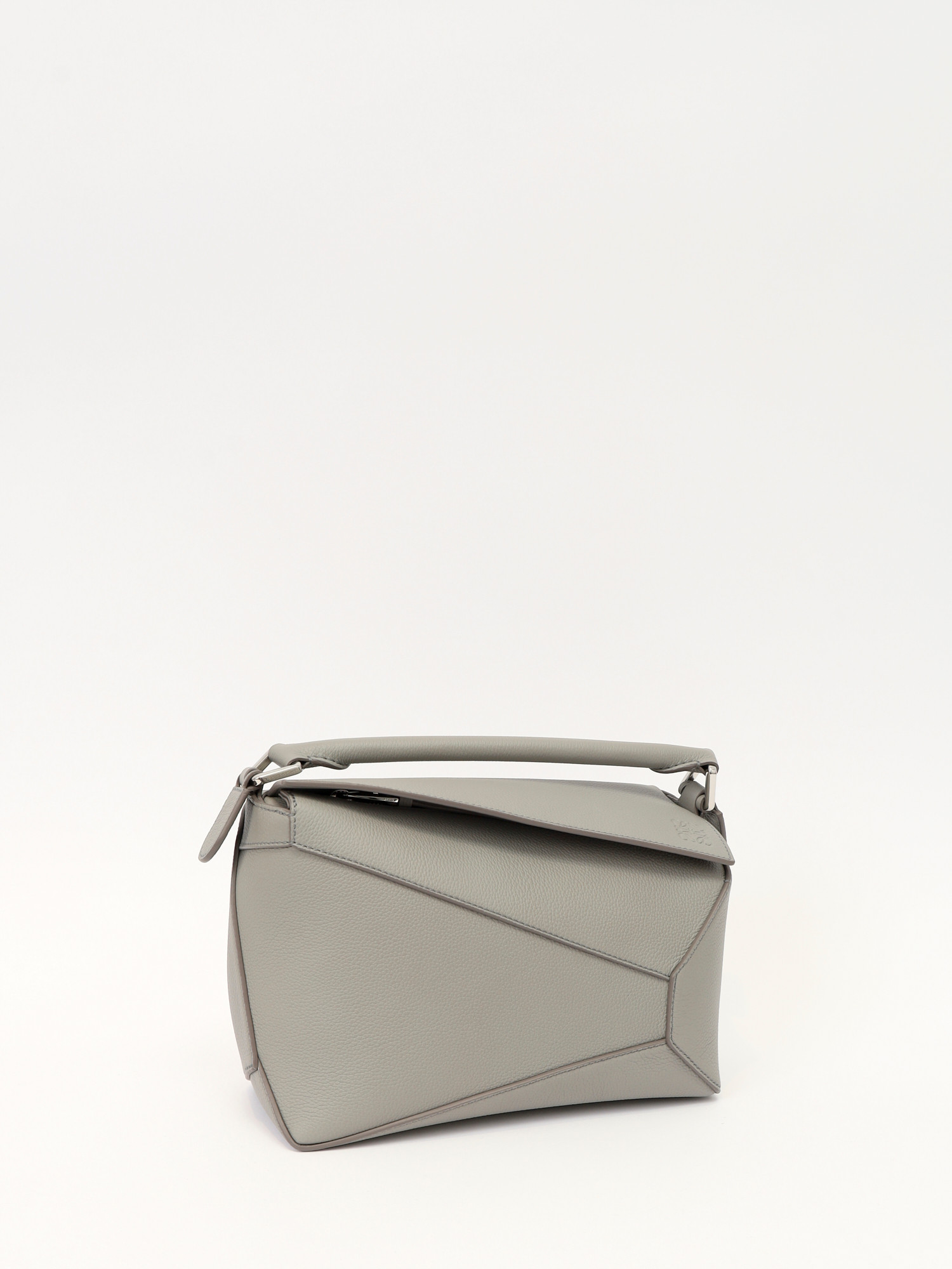 Loewe Puzzle  2