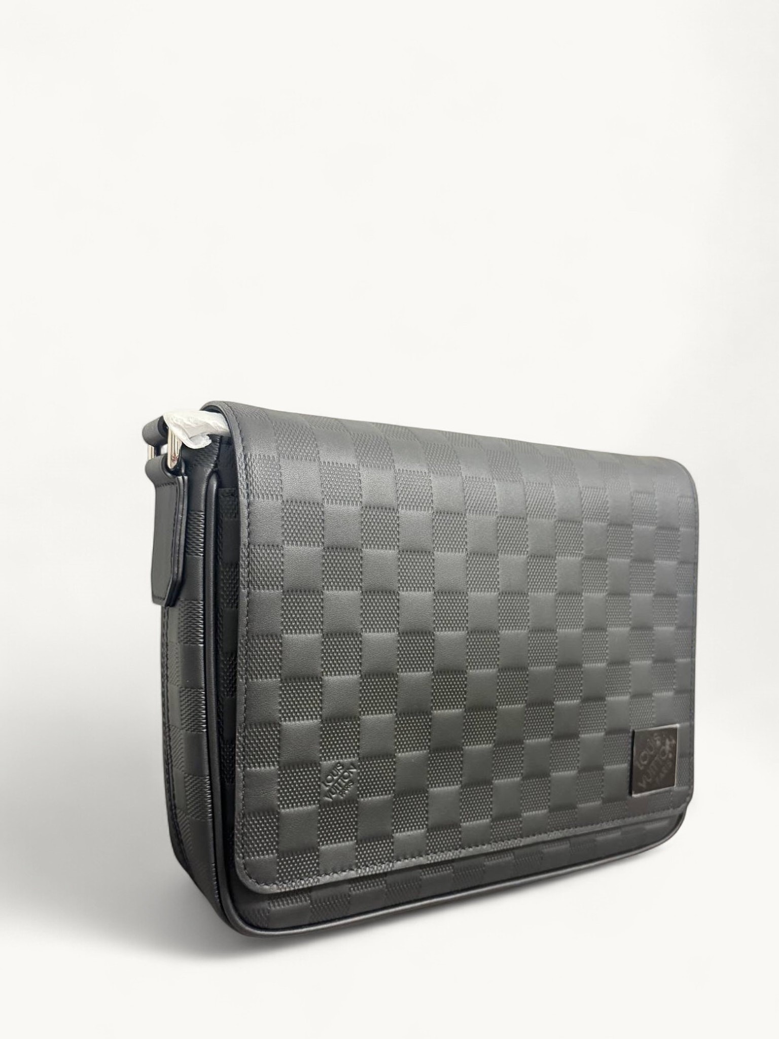 Louis Vuitton District 1