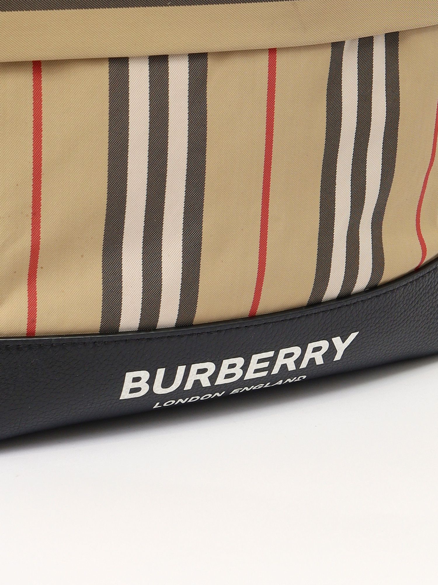 Burberry Rucksack  4