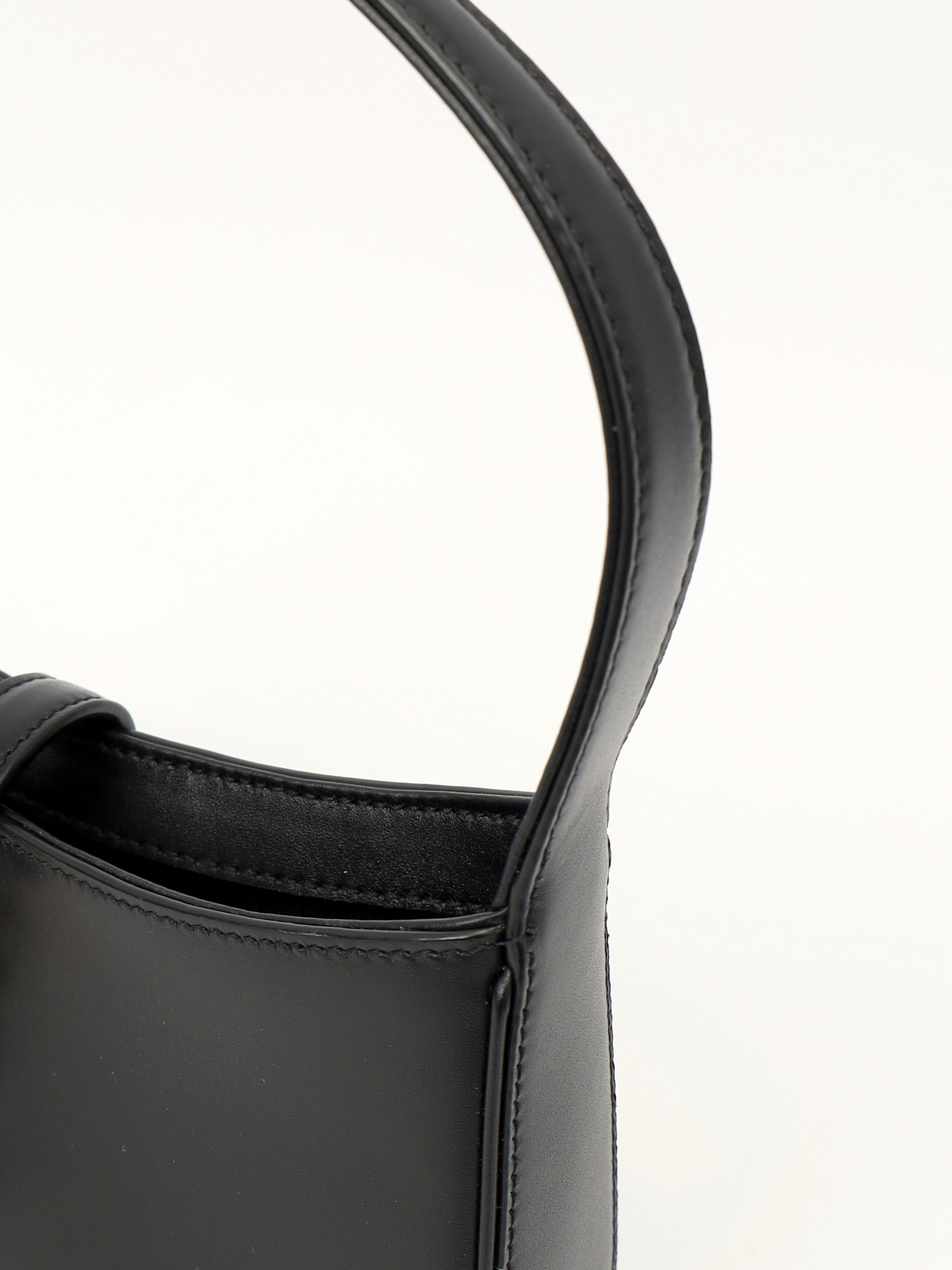 Saint Laurent Le 5 a 7  6
