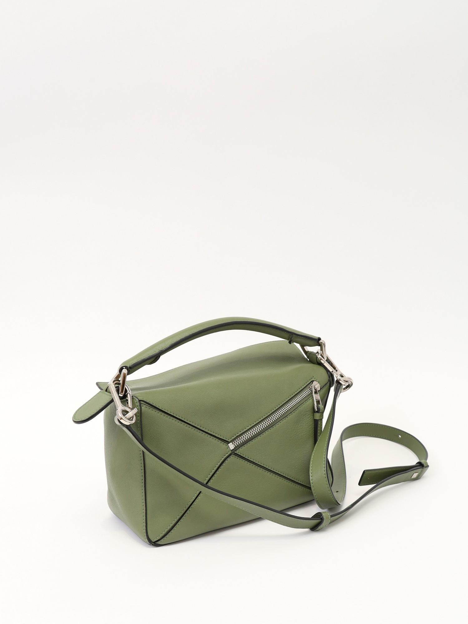 Loewe Puzzle  3