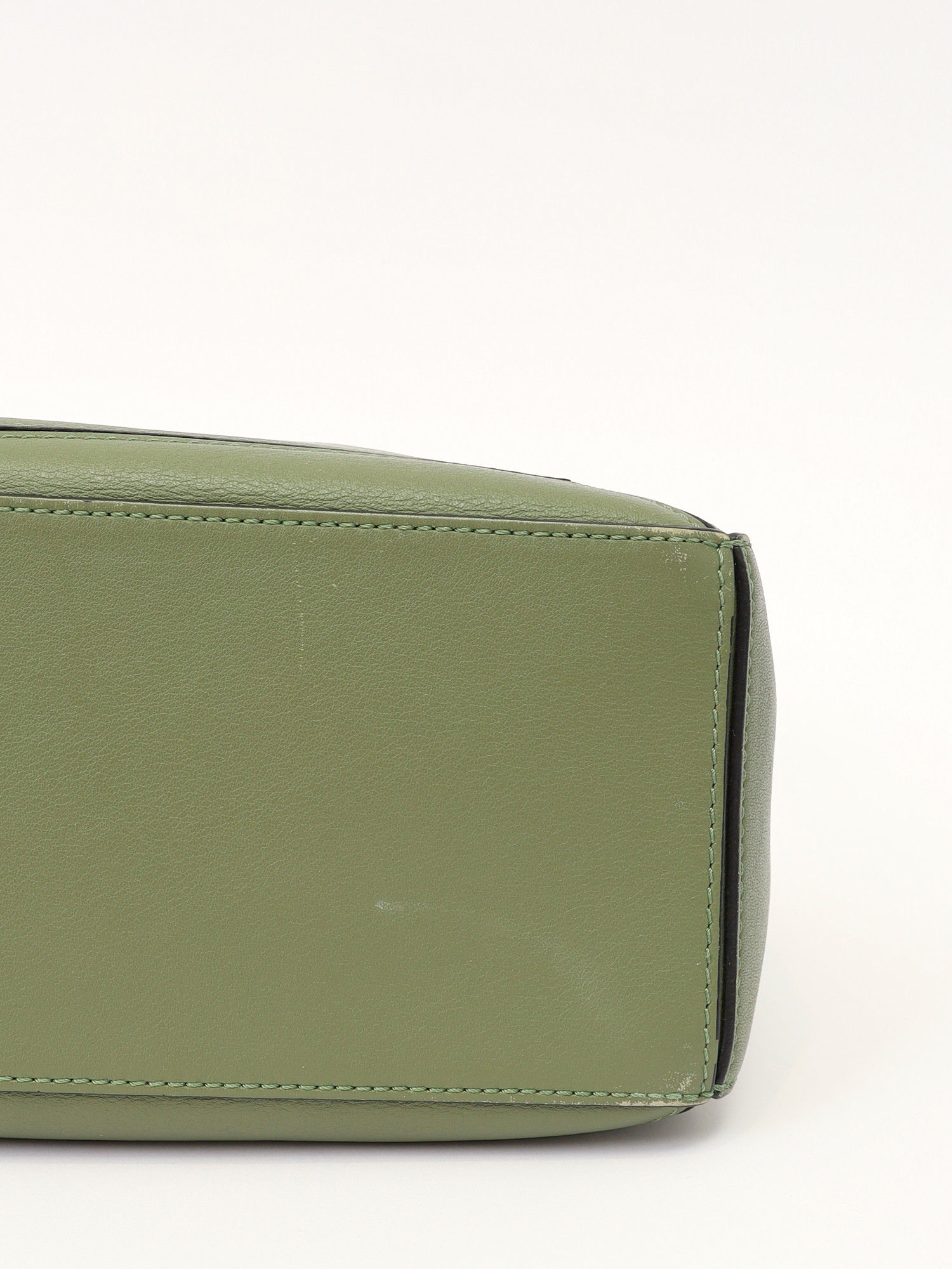 Loewe Puzzle  9