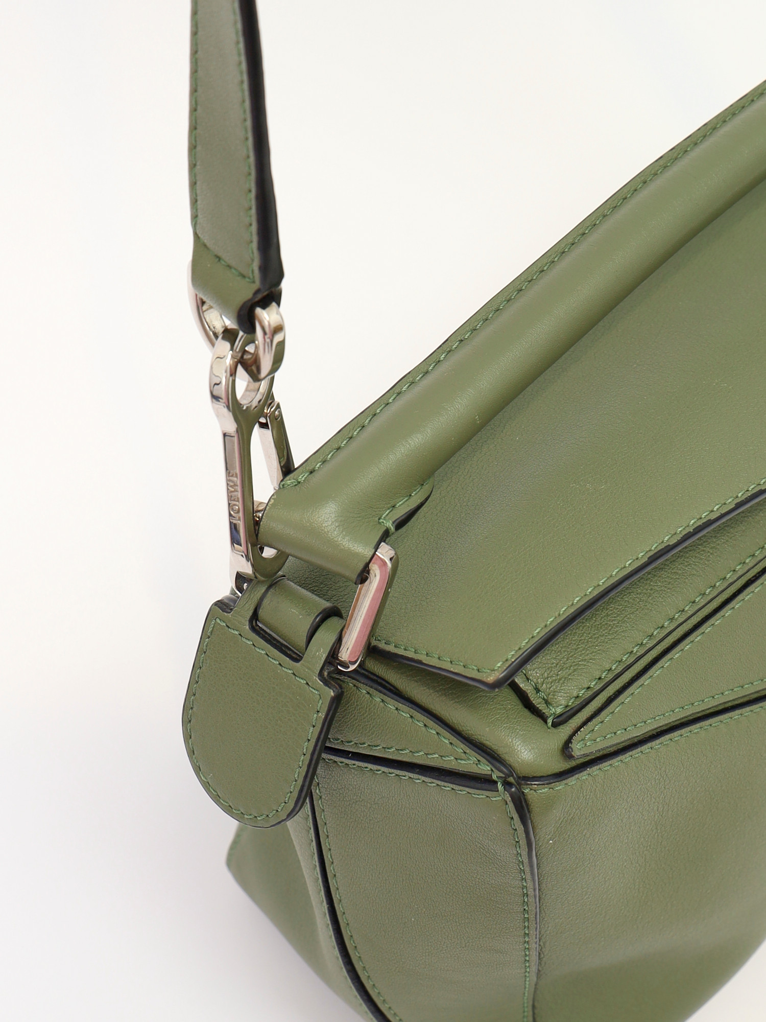 Loewe Puzzle  6
