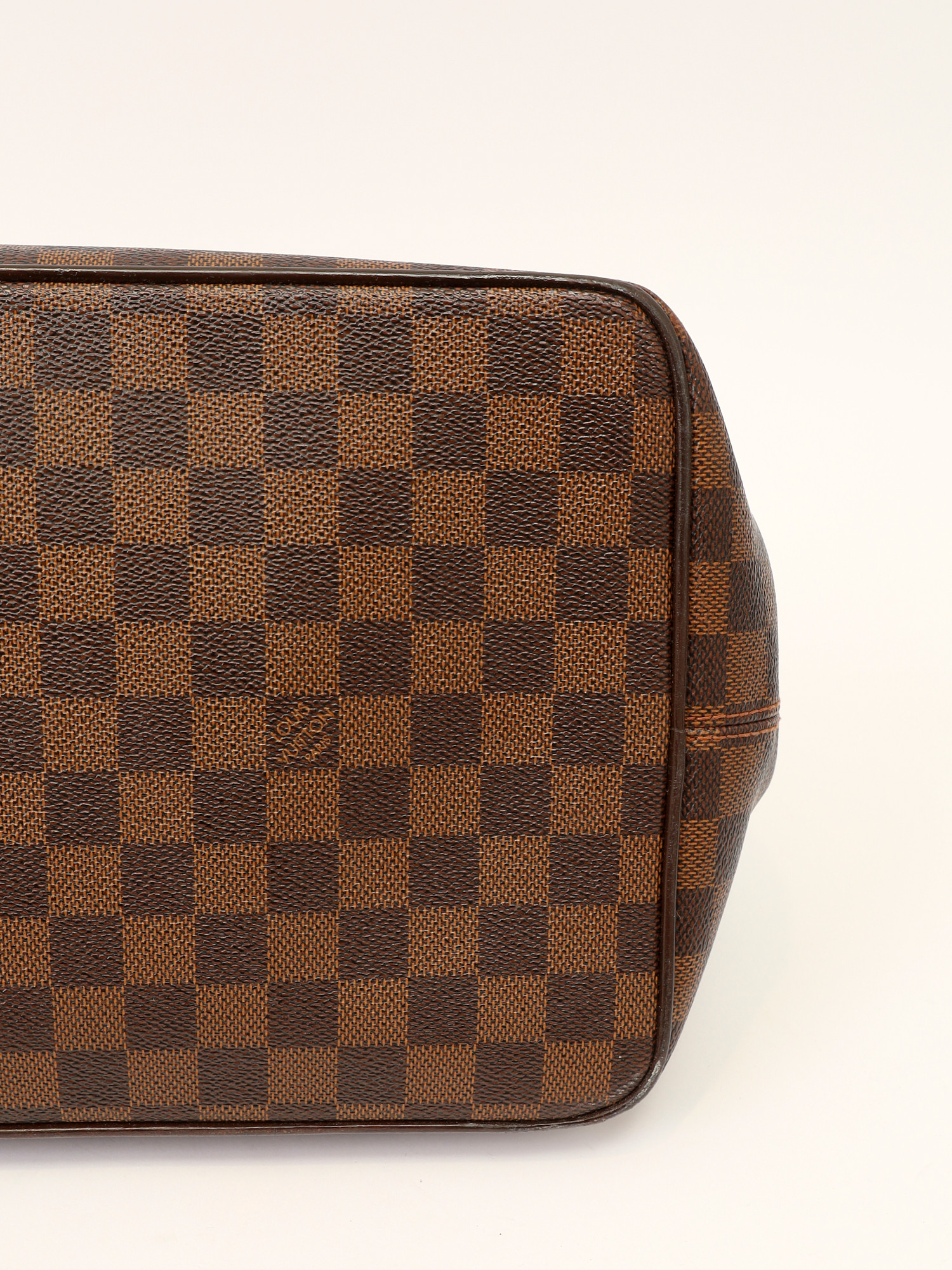 Lоuis Vuitton Bergamo 10