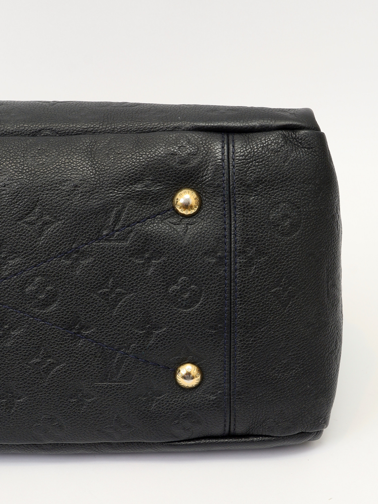 Louis Vuitton Artsy  8