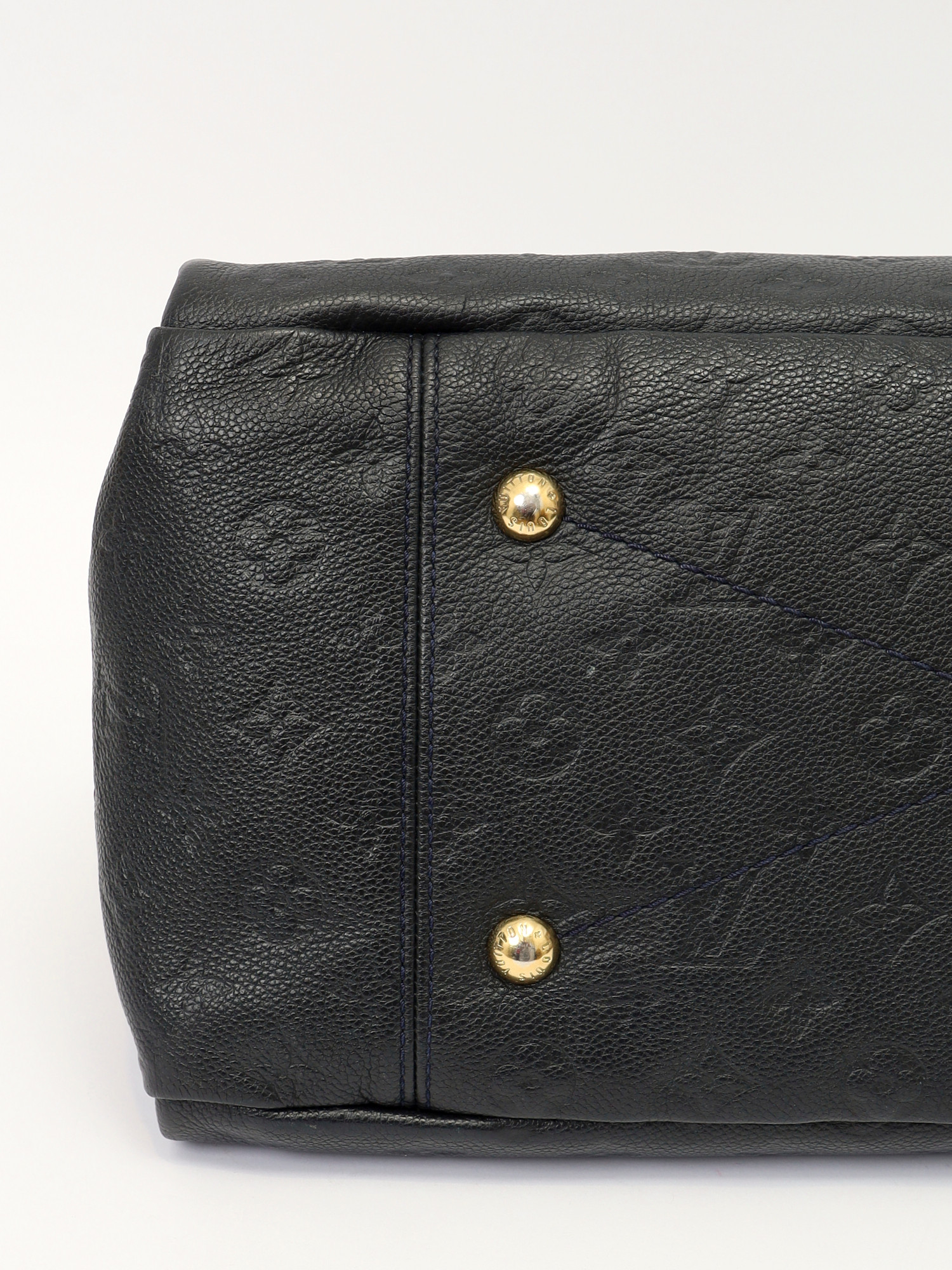 Louis Vuitton Artsy  7