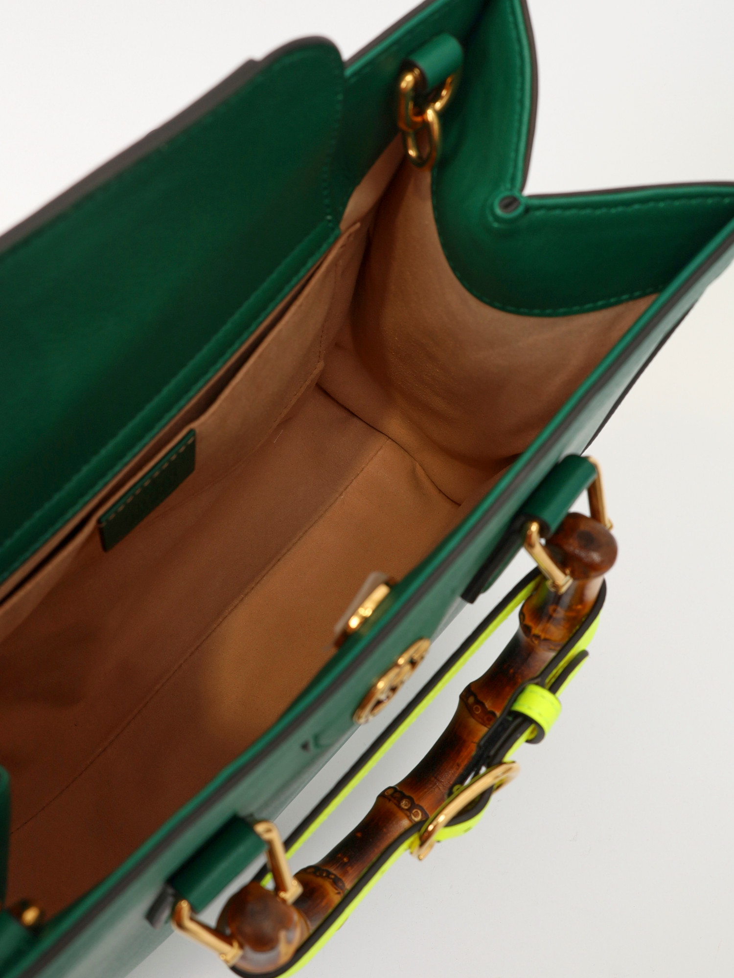 Gucci Diana  11