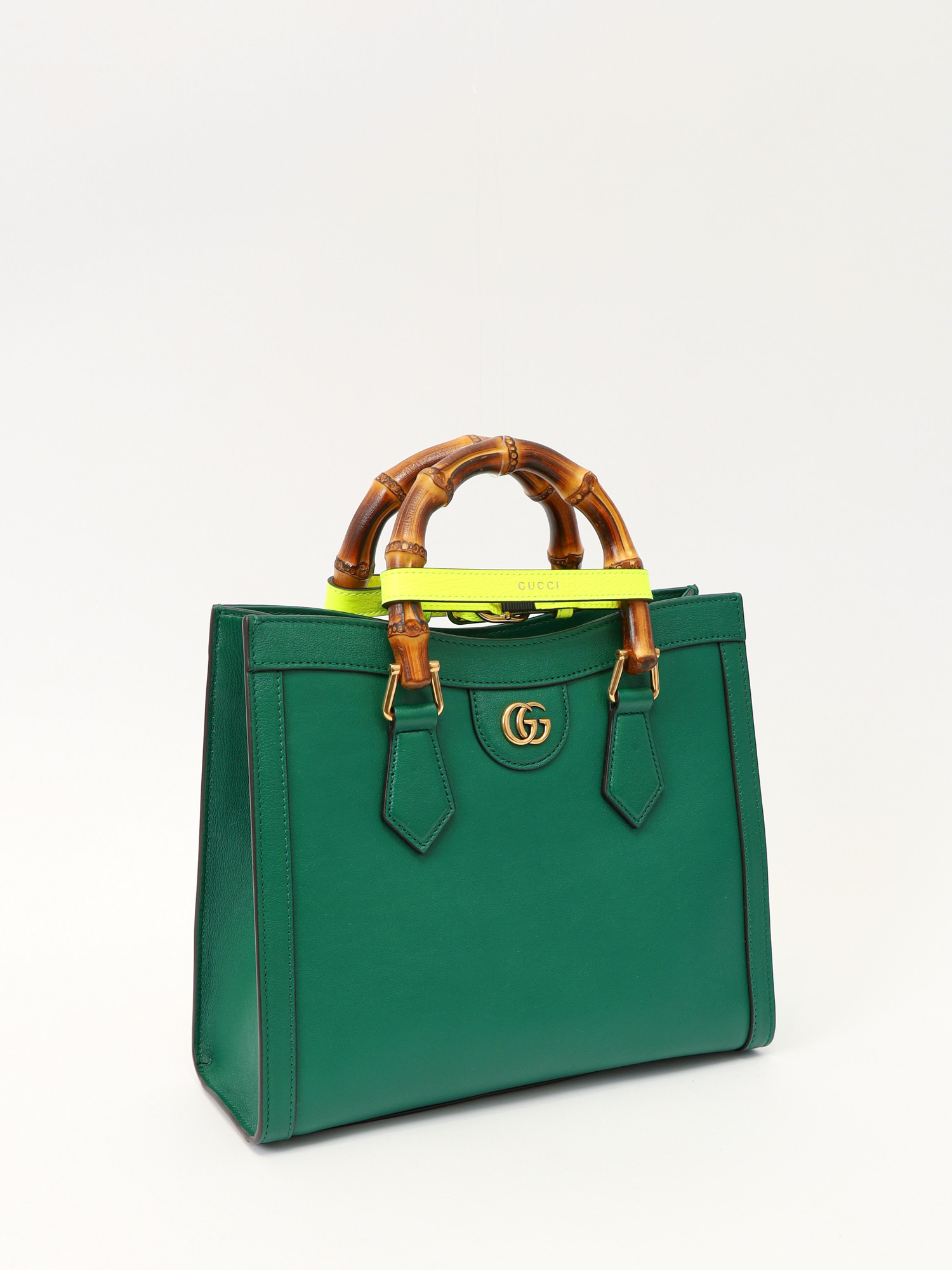 Gucci Diana  2