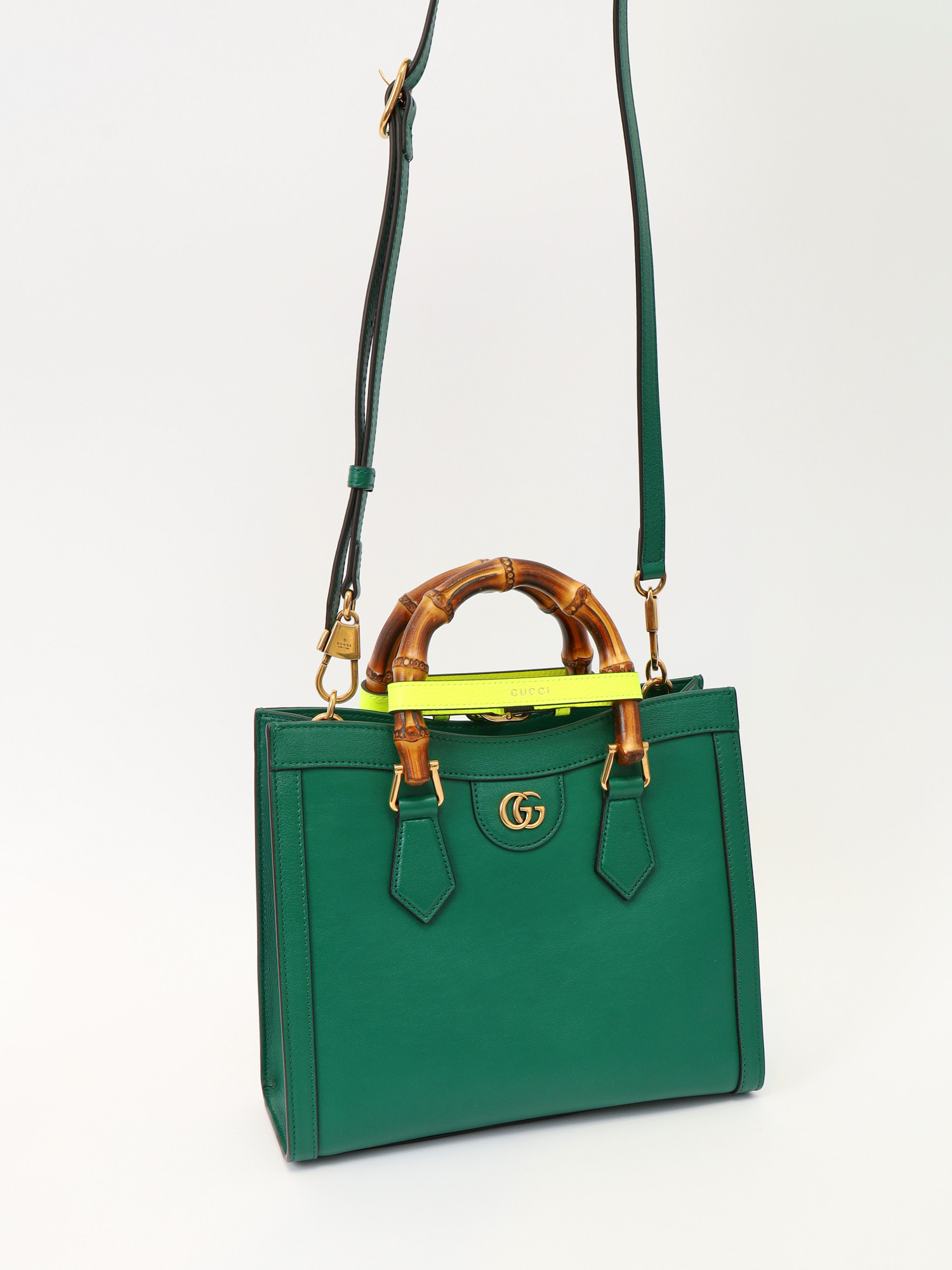 Gucci Diana  4