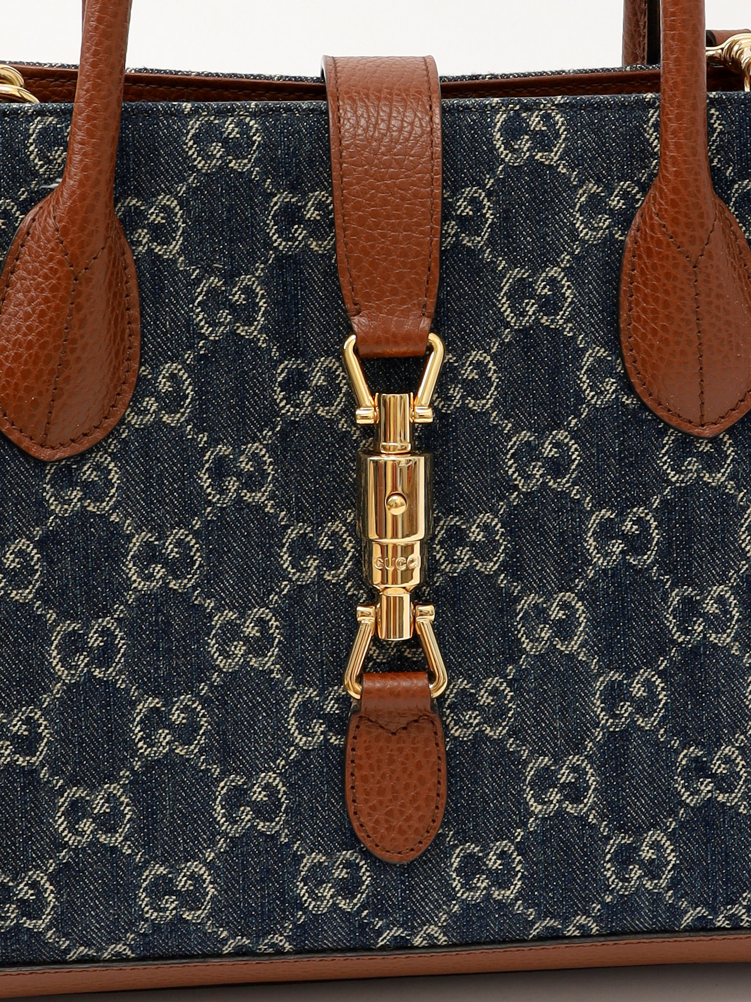 Gucci Jackie  5