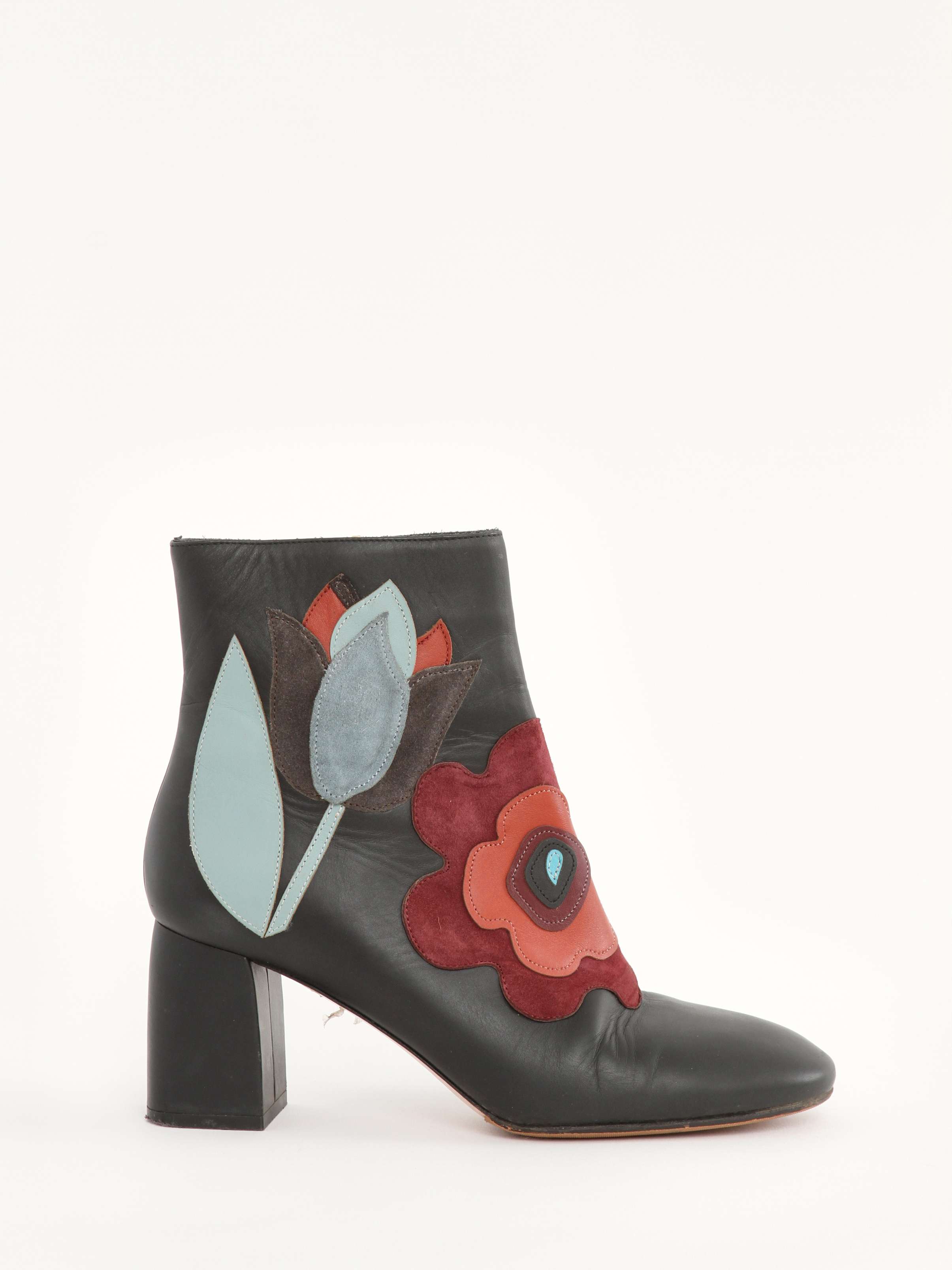 Valentino 38