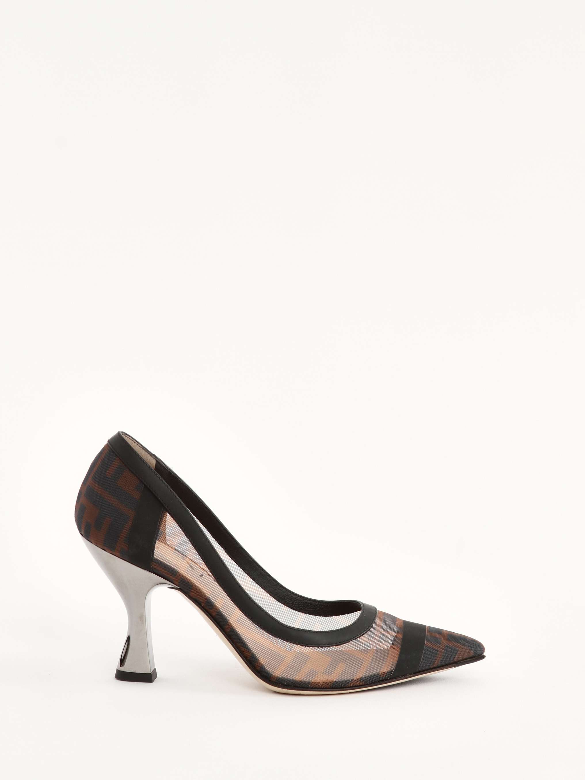 Fendi 38