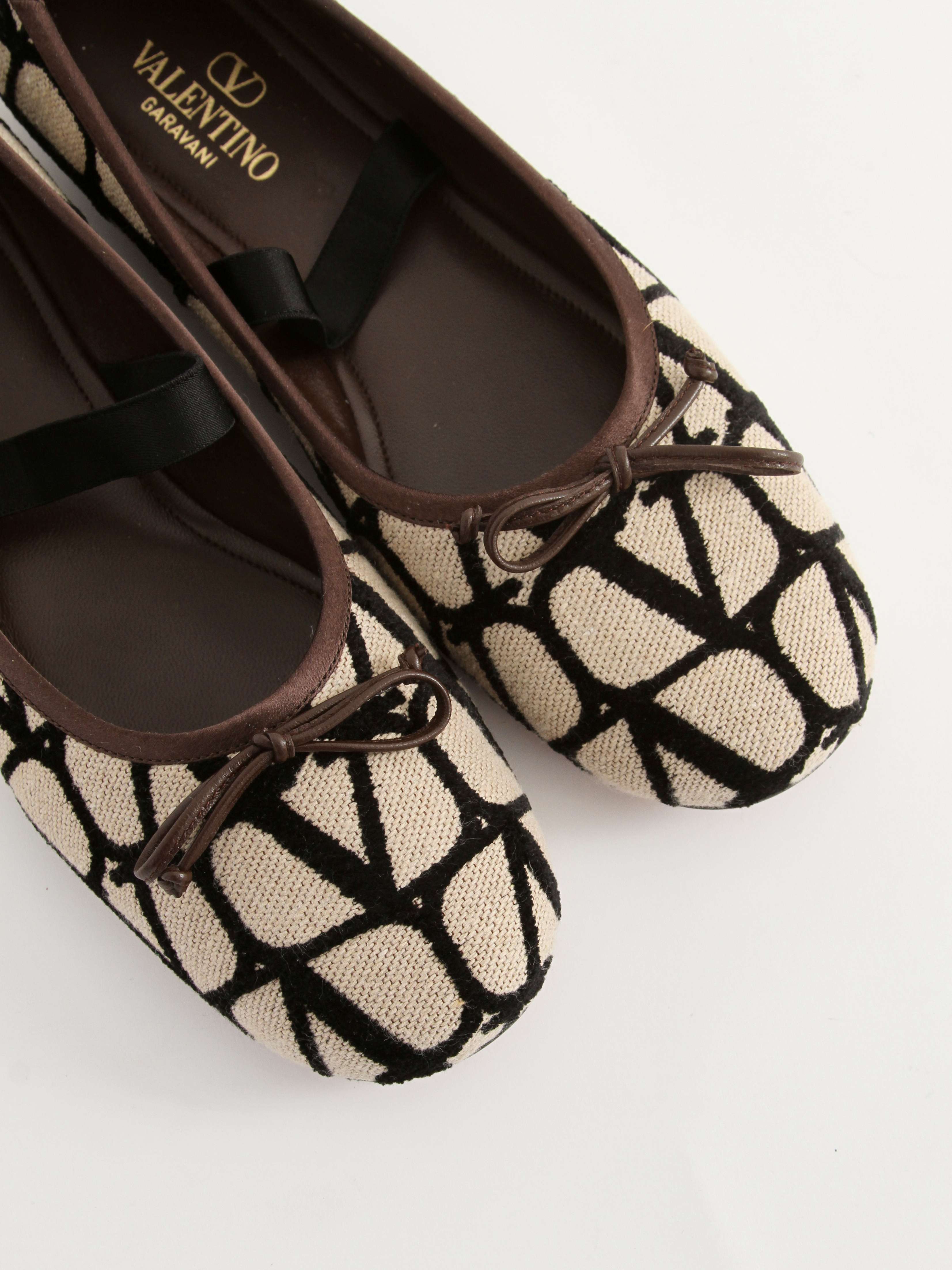 Valentino Shoes 38.5