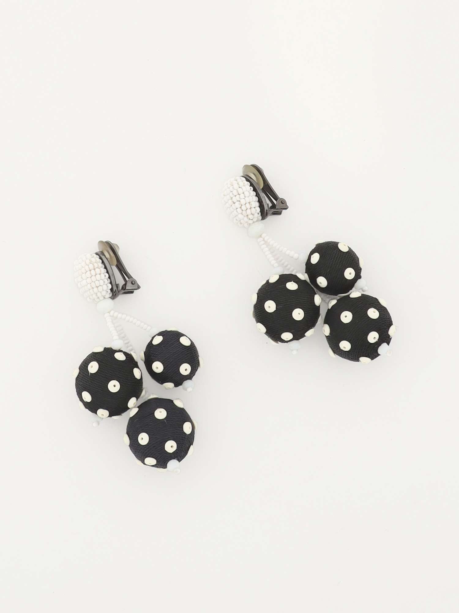 Oscar de la Renta Earrings 