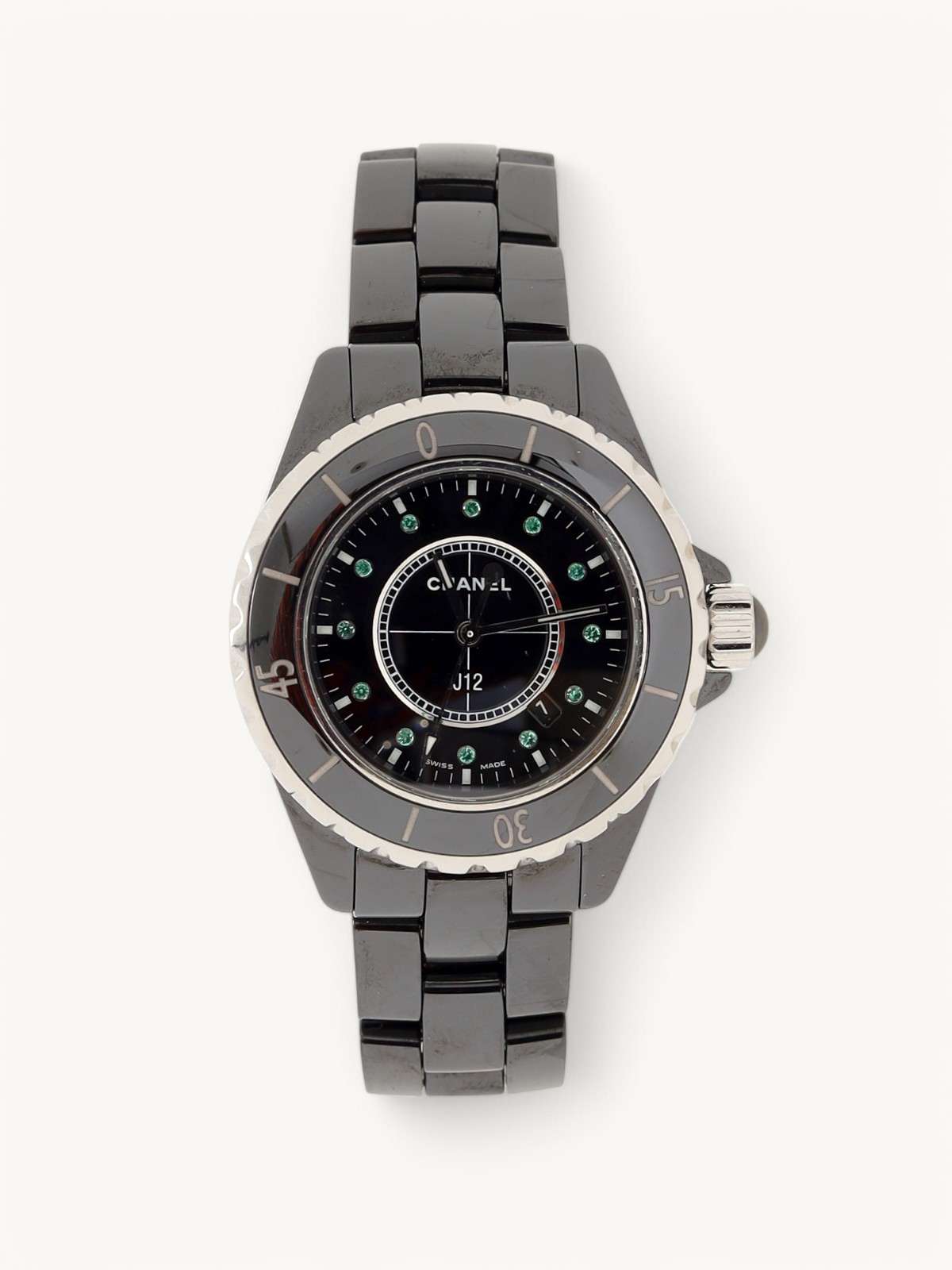 Chanel J12 