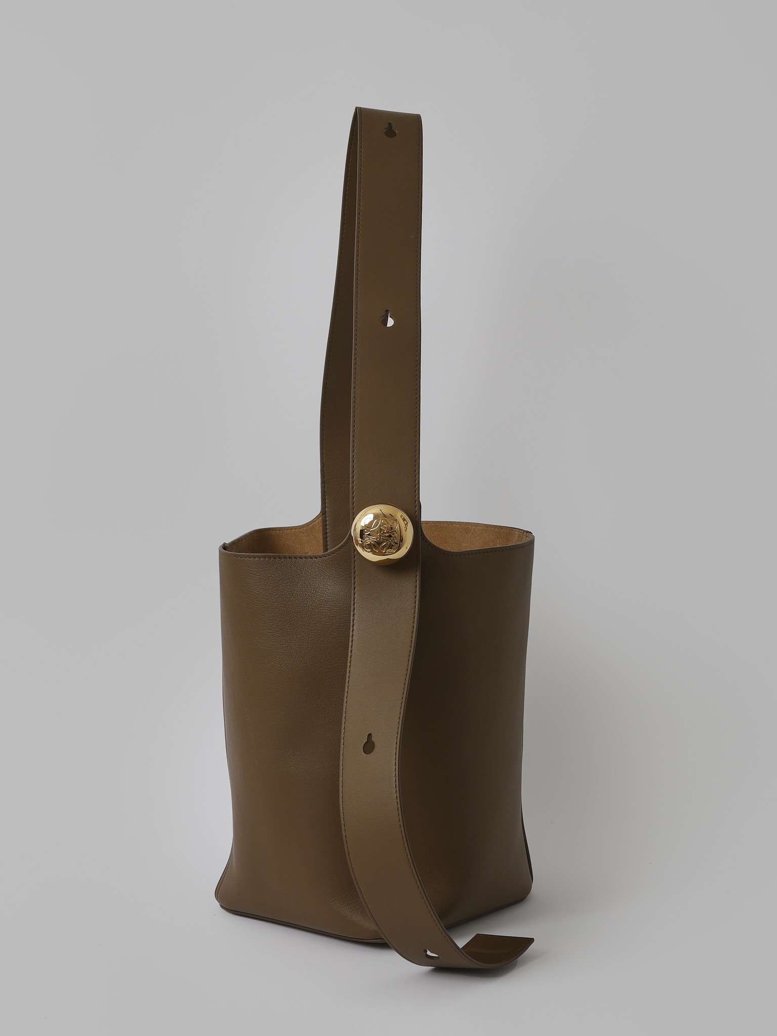 Loewe Pebble 