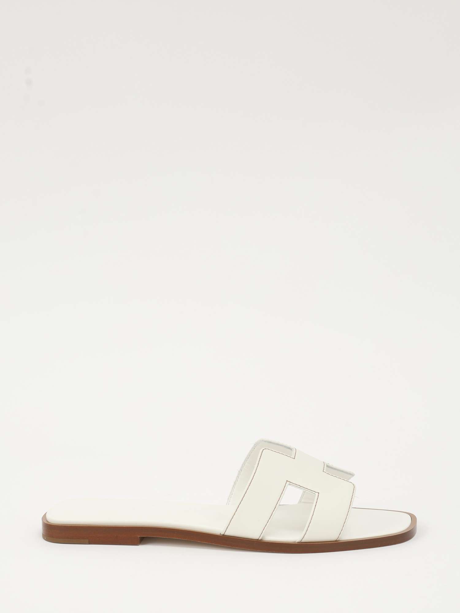 Hermes Shoes 37