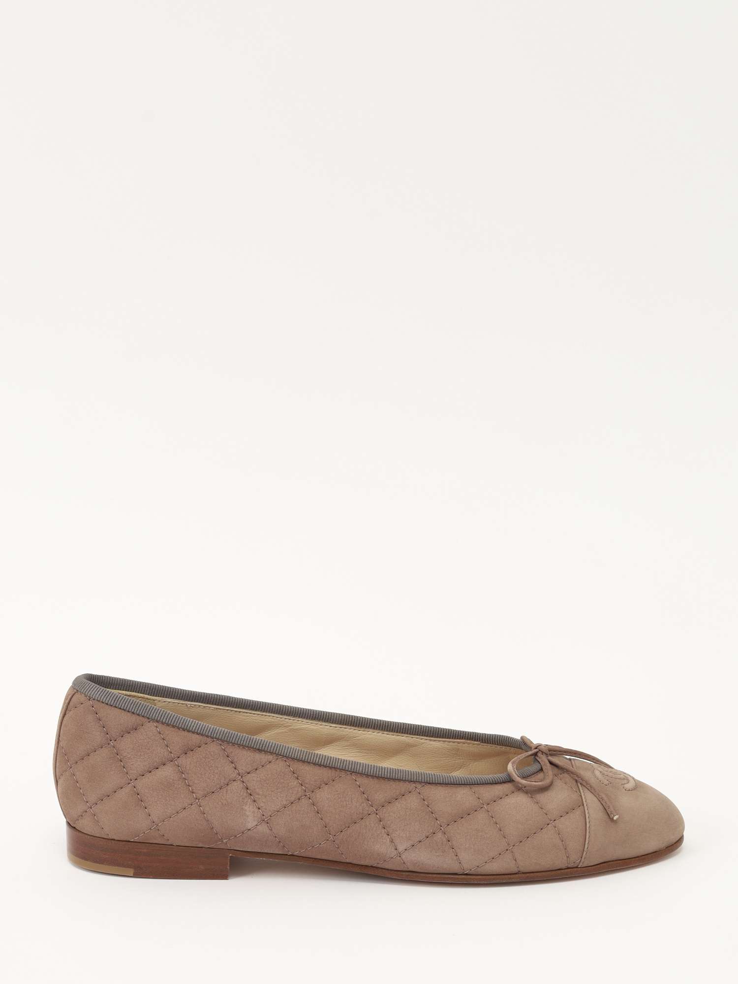 Chanel Shoes 39