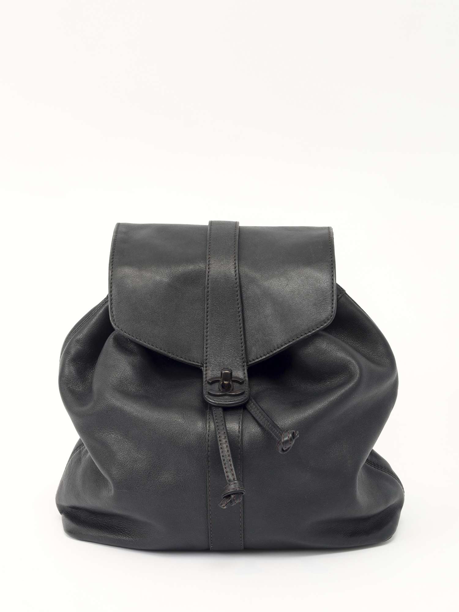 Chanel So Black 