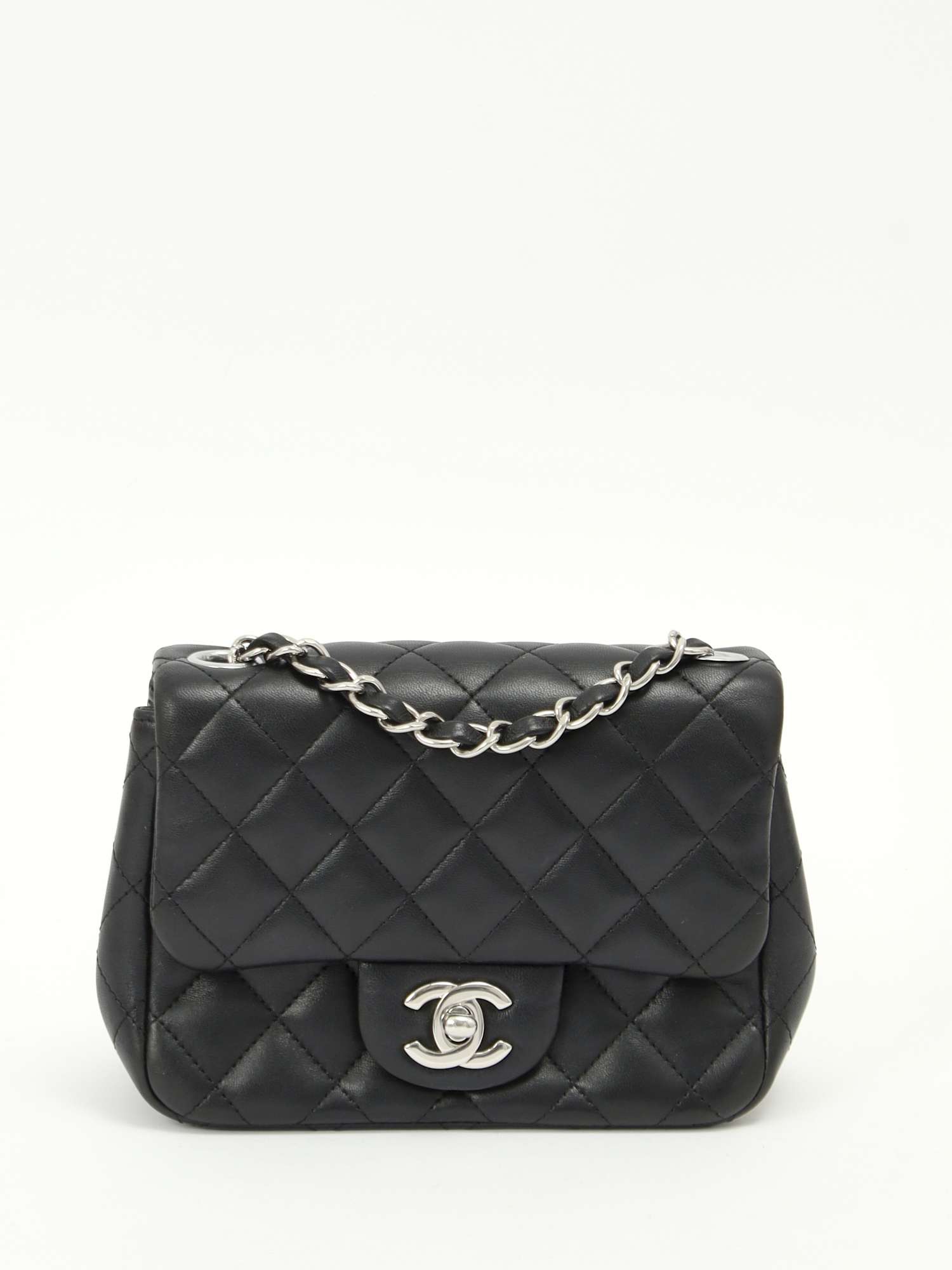 Chanel Timeless Classic 