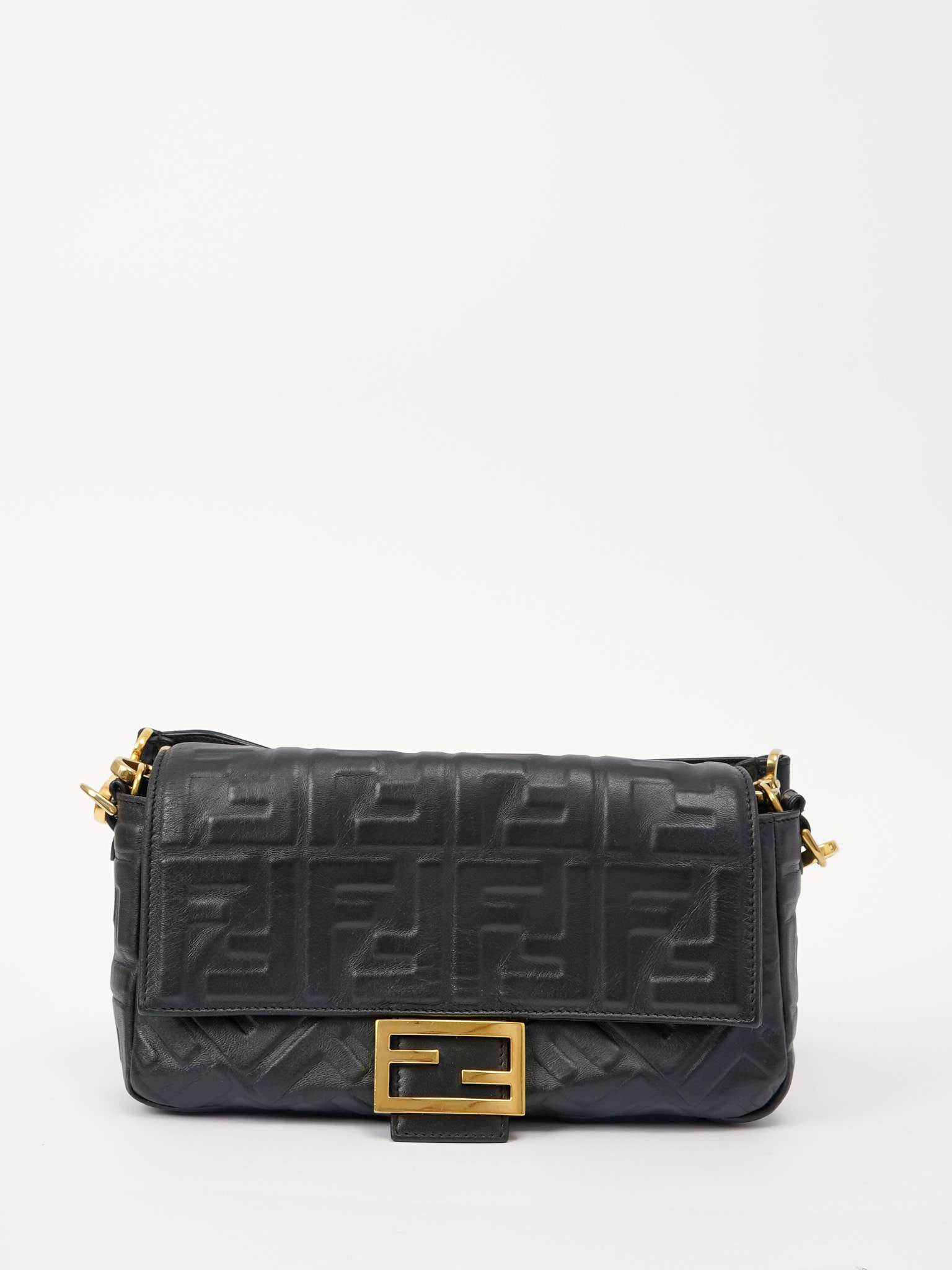 Fendi Baguette 