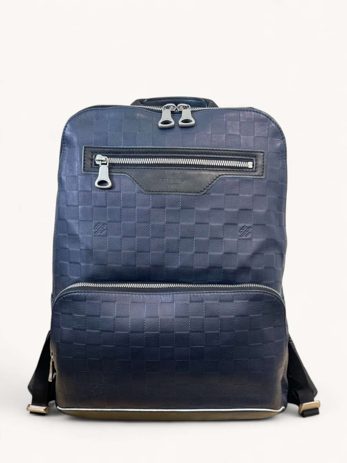 Louis Vuitton Avenue 