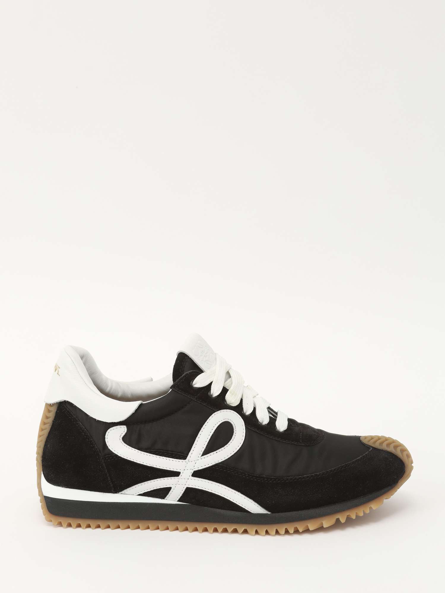 Loewe Flow Runner 39