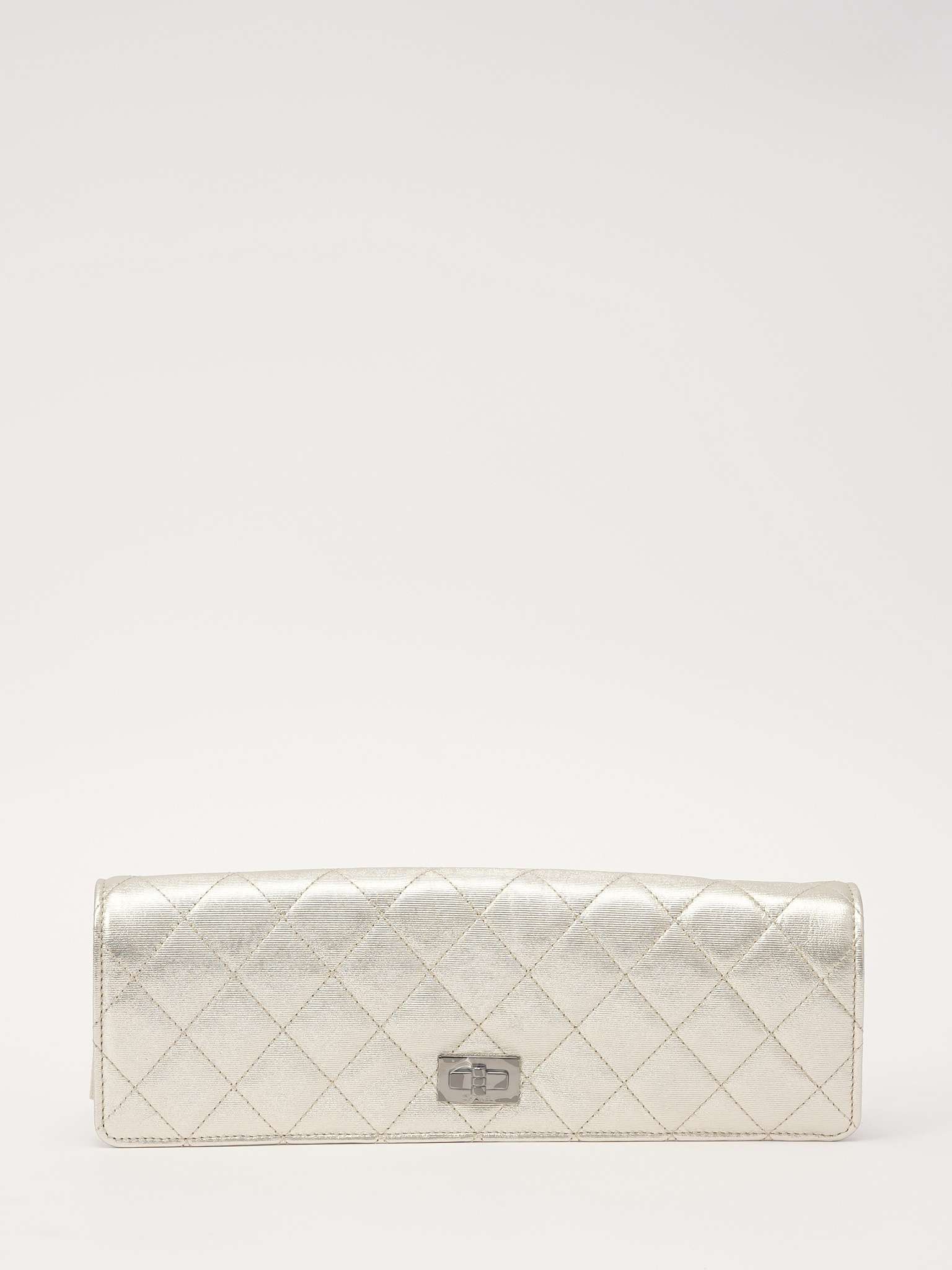 Chanel 2.55 